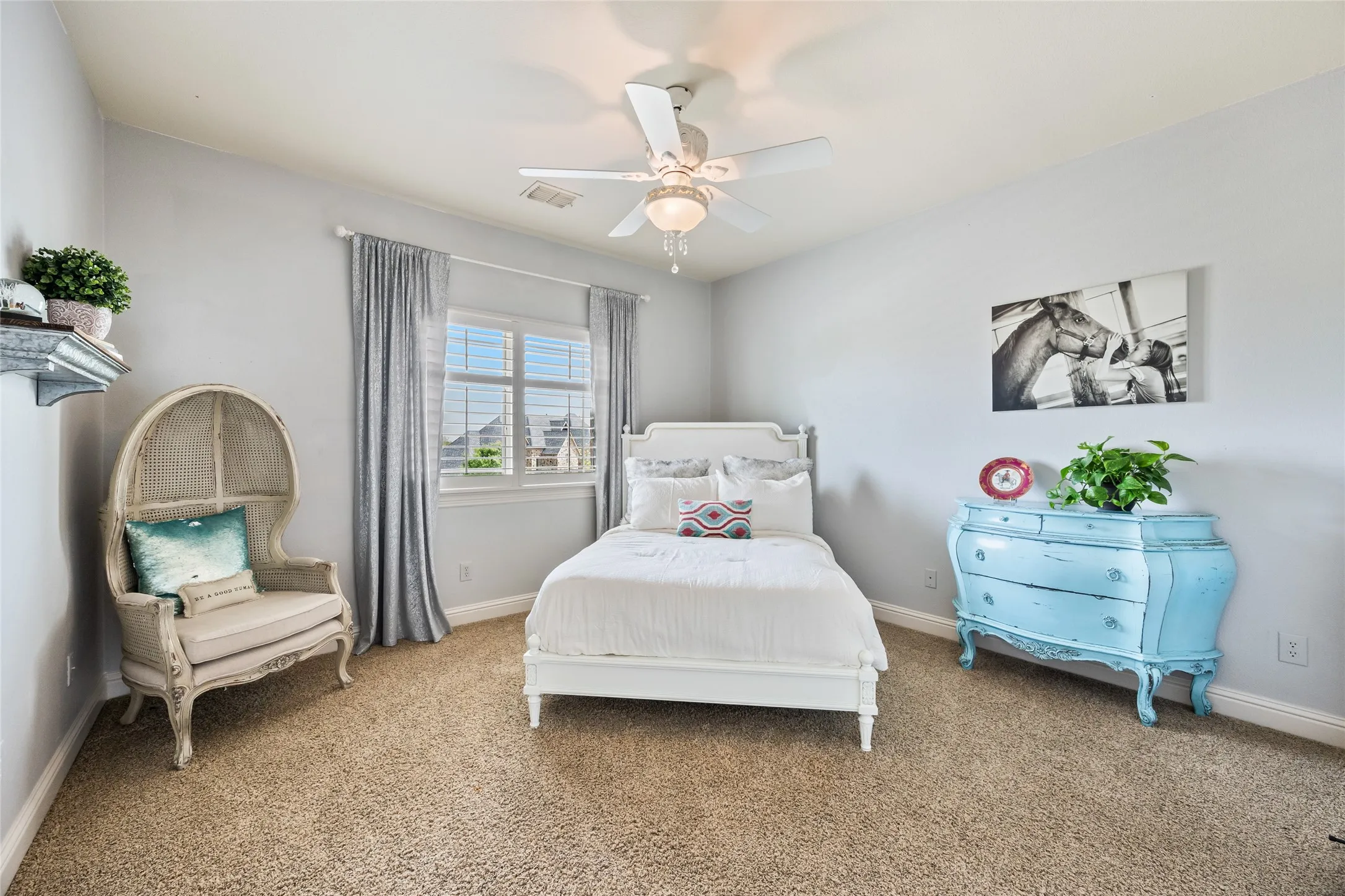 Single Family Residence For Sale in Rockwall County , 125 Manor Drive, Heath, Texas 75032, 4 Bedroom, 5 Bathroom, 4 Garage spaces, 4,737 Sqft, built in 2006, Preowned, mls#21225096, Real Estate Agent in Heath, Homes For Sale in Rockwall county, Homes For Sale in Heath, Realtor in Heath Texas, Real Estate Brokerage Independent Realty Texas, Luminita Cordes Realtor
