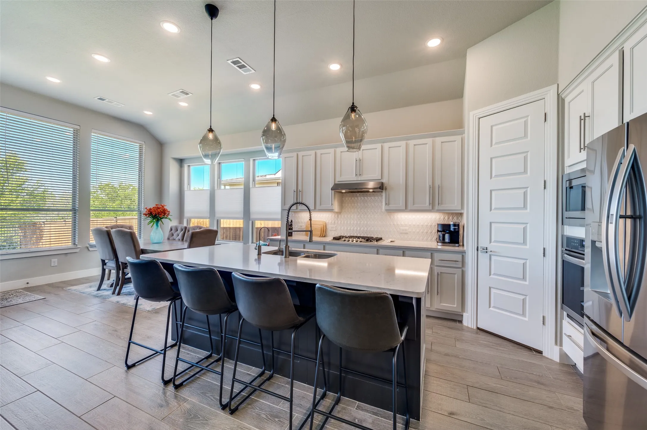 Single Family Residence For Sale in Denton County , 1601 Ranger Road, Aubrey, Texas 76227, 4 Bedroom, 3 Bathroom, 2 Garage spaces, 2,291 Sqft, built in 2019, Preowned, mls#21223705, Real Estate Agent in Aubrey, Homes For Sale in Denton county, Homes For Sale in Aubrey, Realtor in Aubrey Texas, Real Estate Brokerage Independent Realty Texas, Luminita Cordes Realtor