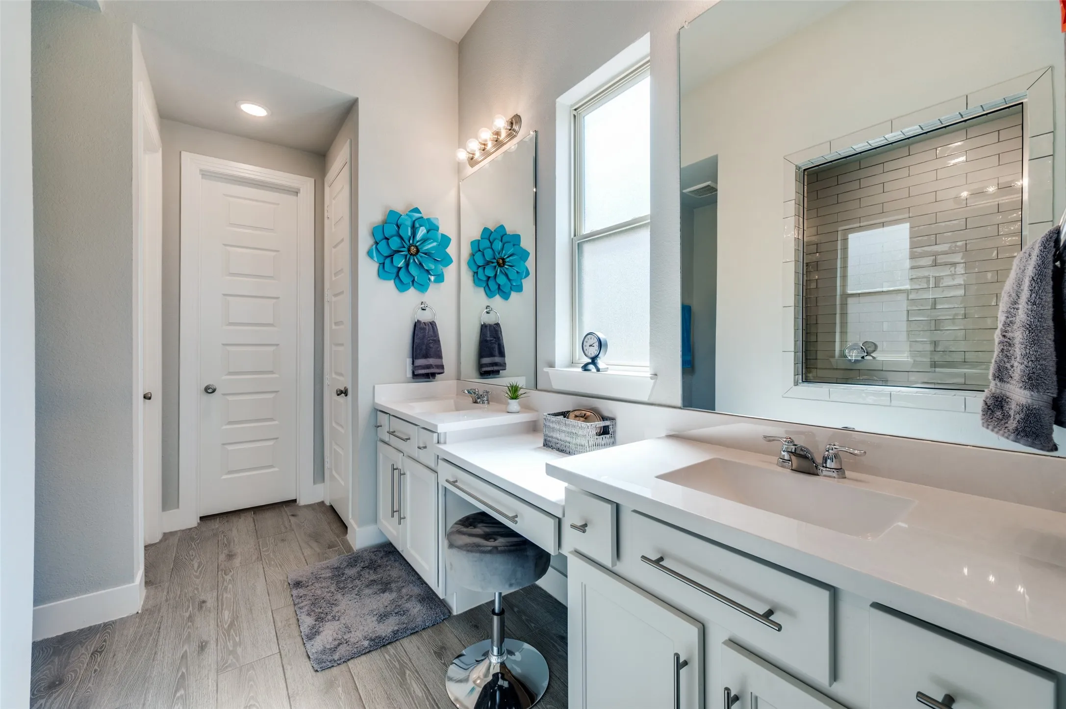 Single Family Residence For Sale in Denton County , 1601 Ranger Road, Aubrey, Texas 76227, 4 Bedroom, 3 Bathroom, 2 Garage spaces, 2,291 Sqft, built in 2019, Preowned, mls#21223705, Real Estate Agent in Aubrey, Homes For Sale in Denton county, Homes For Sale in Aubrey, Realtor in Aubrey Texas, Real Estate Brokerage Independent Realty Texas, Luminita Cordes Realtor