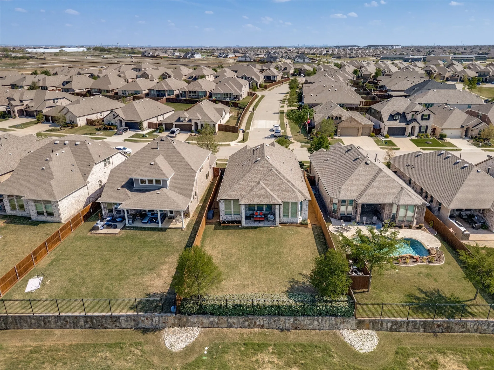 Single Family Residence For Sale in Denton County , 1601 Ranger Road, Aubrey, Texas 76227, 4 Bedroom, 3 Bathroom, 2 Garage spaces, 2,291 Sqft, built in 2019, Preowned, mls#21223705, Real Estate Agent in Aubrey, Homes For Sale in Denton county, Homes For Sale in Aubrey, Realtor in Aubrey Texas, Real Estate Brokerage Independent Realty Texas, Luminita Cordes Realtor