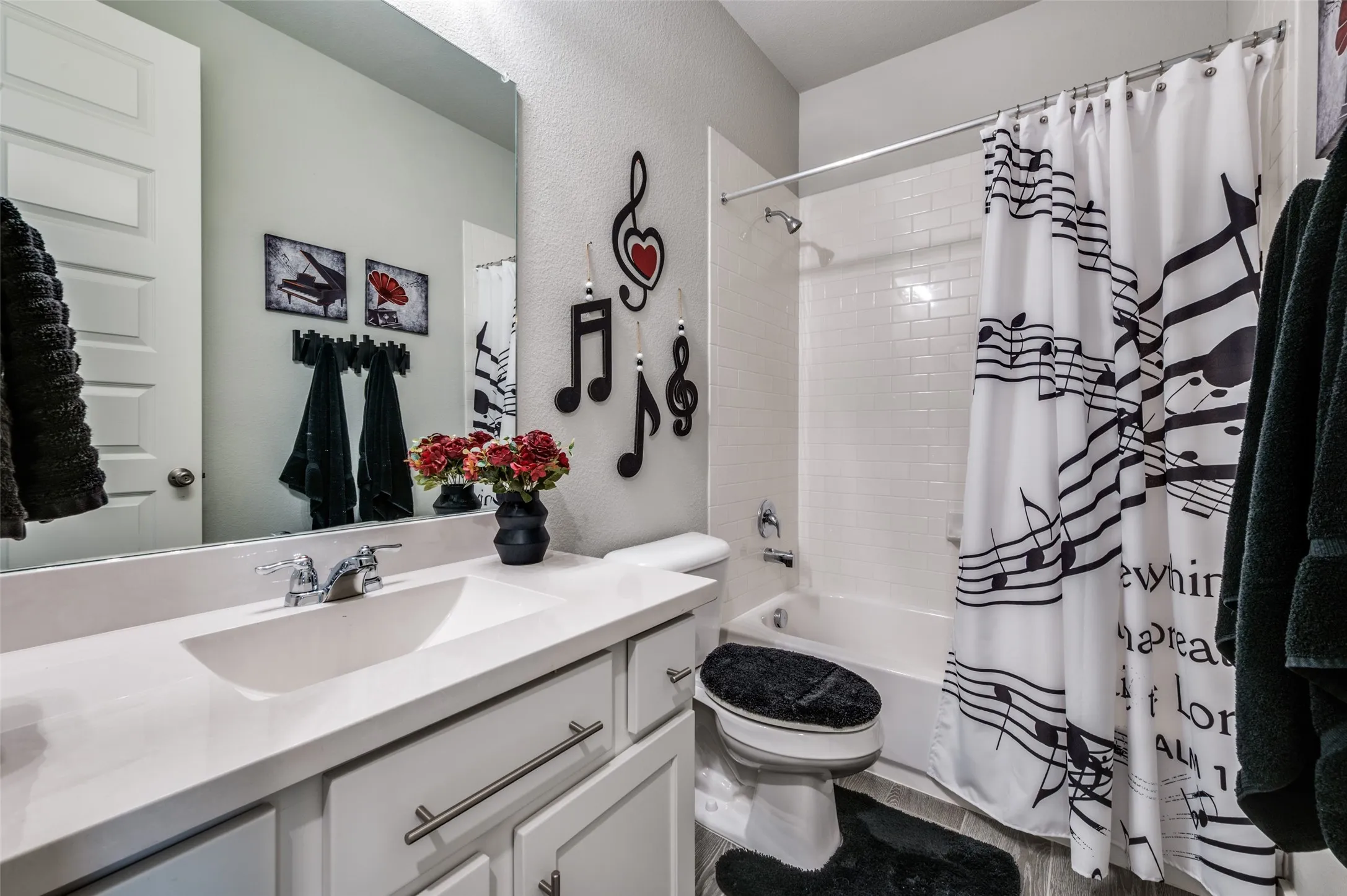 Single Family Residence For Sale in Denton County , 1601 Ranger Road, Aubrey, Texas 76227, 4 Bedroom, 3 Bathroom, 2 Garage spaces, 2,291 Sqft, built in 2019, Preowned, mls#21223705, Real Estate Agent in Aubrey, Homes For Sale in Denton county, Homes For Sale in Aubrey, Realtor in Aubrey Texas, Real Estate Brokerage Independent Realty Texas, Luminita Cordes Realtor
