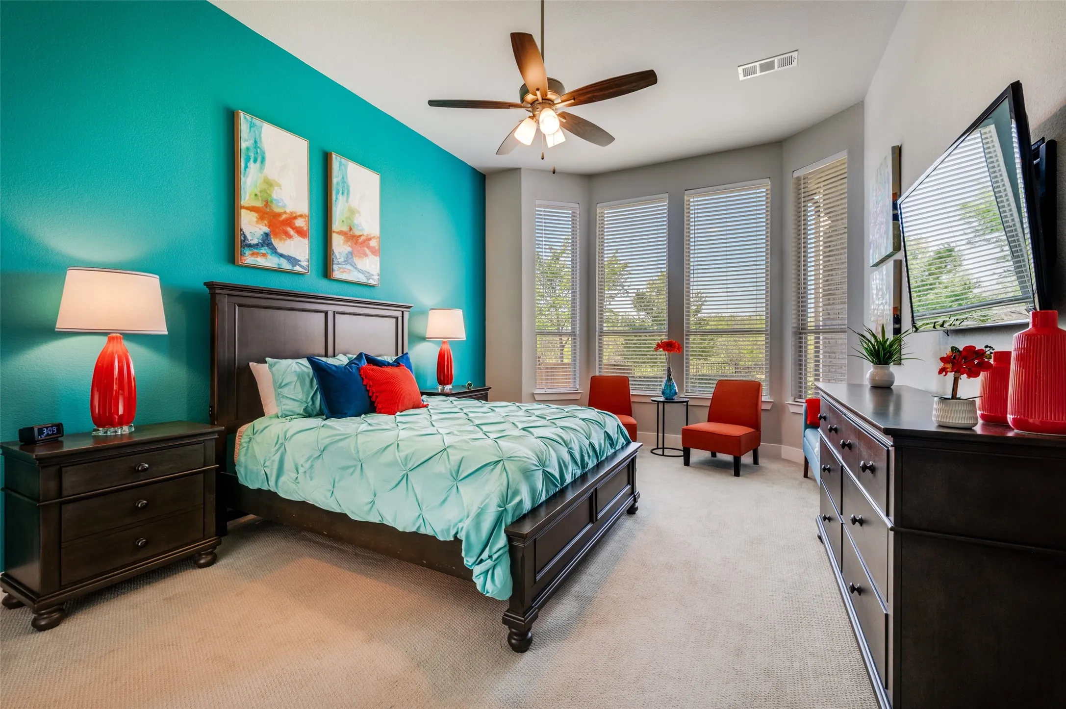 Single Family Residence For Sale in Denton County , 1601 Ranger Road, Aubrey, Texas 76227, 4 Bedroom, 3 Bathroom, 2 Garage spaces, 2,291 Sqft, built in 2019, Preowned, mls#21223705, Real Estate Agent in Aubrey, Homes For Sale in Denton county, Homes For Sale in Aubrey, Realtor in Aubrey Texas, Real Estate Brokerage Independent Realty Texas, Luminita Cordes Realtor