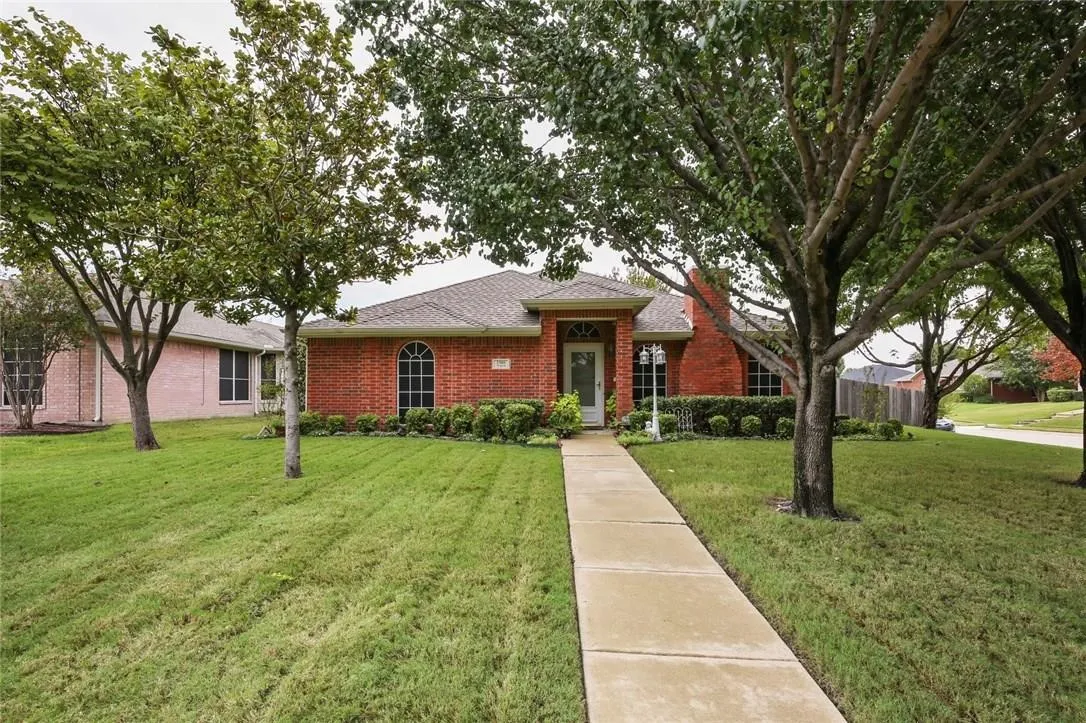 Single Family Residence For Rent in Collin County , 1309 Aspen Lane, Wylie, Texas 75098, 3 Bedrooms, 2 Bathrooms, 2 Garage spaces, 1,617 Sqft, built in 1998, Price $2,200, mls#21226116, Real Estate Agent in Wylie, Homes For Rent in Collin county, Homes For Rent in Wylie, Realtor in Wylie Texas, Real Estate Brokerage Independent Realty Texas, Luminita Cordes Realtor