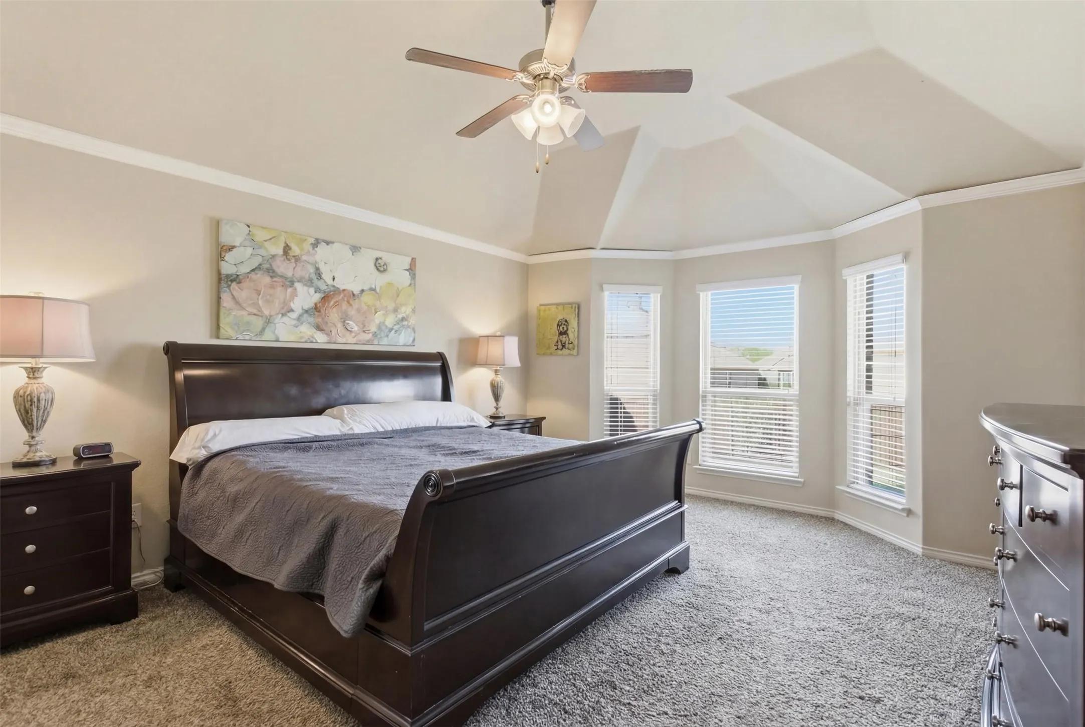 Single Family Residence For Sale in Rockwall County , 1540 Great Lakes Court, Rockwall, Texas 75087, 4 Bedroom, 3 Bathroom, 2 Garage spaces, 2,329 Sqft, built in 2014, Preowned, mls#21203103, Real Estate Agent in Rockwall, Homes For Sale in Rockwall county, Homes For Sale in Rockwall, Realtor in Rockwall Texas, Real Estate Brokerage Independent Realty Texas, Luminita Cordes Realtor
