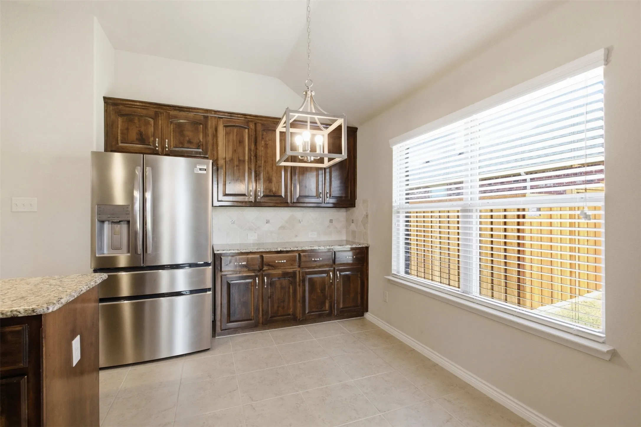 Single Family Residence For Sale in Rockwall County , 1540 Great Lakes Court, Rockwall, Texas 75087, 4 Bedroom, 3 Bathroom, 2 Garage spaces, 2,329 Sqft, built in 2014, Preowned, mls#21203103, Real Estate Agent in Rockwall, Homes For Sale in Rockwall county, Homes For Sale in Rockwall, Realtor in Rockwall Texas, Real Estate Brokerage Independent Realty Texas, Luminita Cordes Realtor