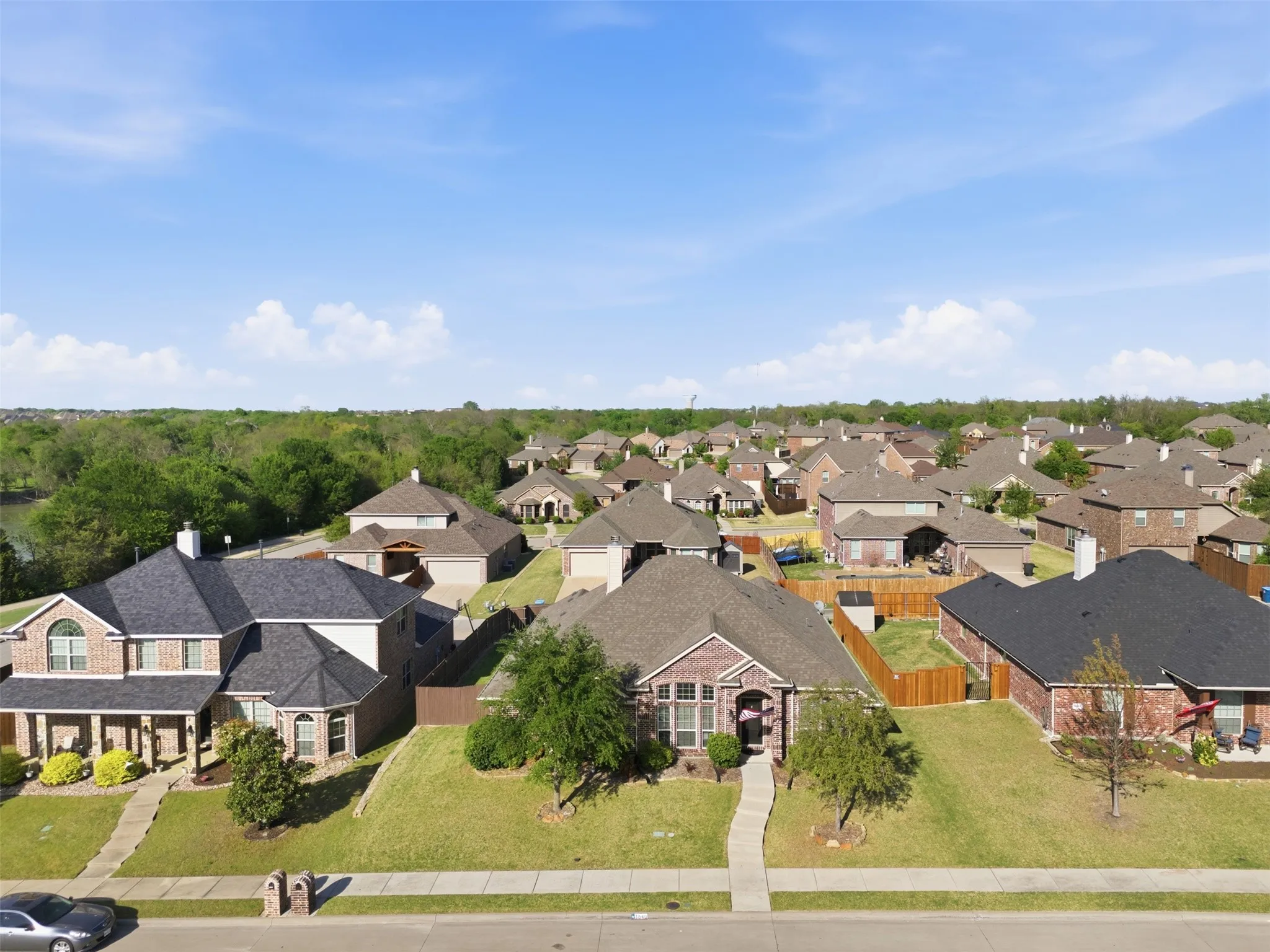 Single Family Residence For Sale in Rockwall County , 1540 Great Lakes Court, Rockwall, Texas 75087, 4 Bedroom, 3 Bathroom, 2 Garage spaces, 2,329 Sqft, built in 2014, Preowned, mls#21203103, Real Estate Agent in Rockwall, Homes For Sale in Rockwall county, Homes For Sale in Rockwall, Realtor in Rockwall Texas, Real Estate Brokerage Independent Realty Texas, Luminita Cordes Realtor