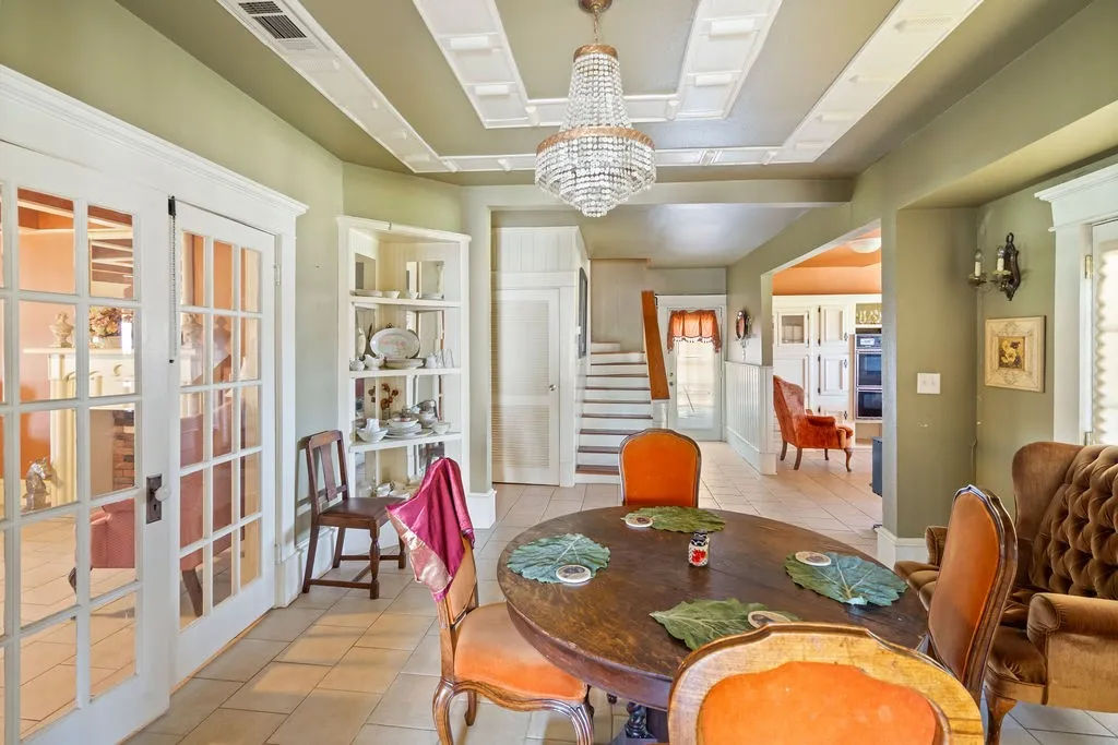 Single Family Residence For Sale in Hopkins County , 12886 Texas Highway 19 N, Sulphur Springs, Texas 75482, 2 Bedroom, 2 Bathroom, Garage spaces, 1,628 Sqft, built in 1950, mls#21224978, Real Estate Agent in Sulphur Springs, Homes For Sale in Hopkins county, Homes For Sale in Sulphur Springs, Realtor in Sulphur Springs Texas, Real Estate Brokerage Independent Realty Texas, Luminita Cordes Realtor