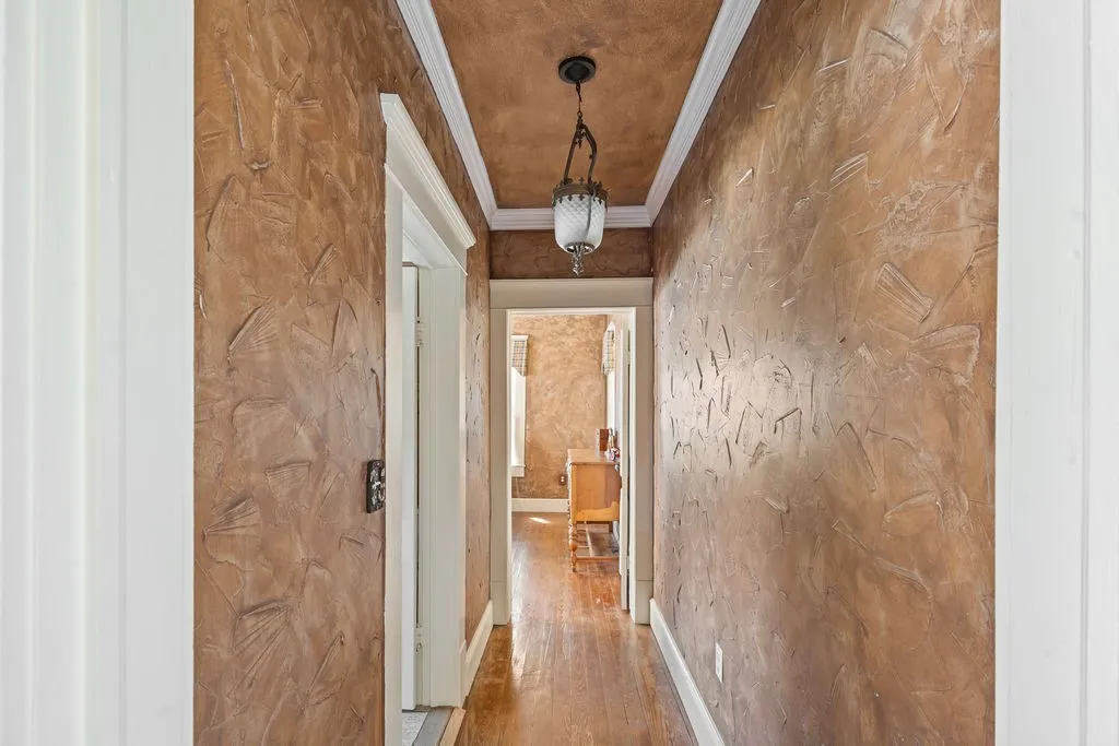 Single Family Residence For Sale in Hopkins County , 12886 Texas Highway 19 N, Sulphur Springs, Texas 75482, 2 Bedroom, 2 Bathroom, Garage spaces, 1,628 Sqft, built in 1950, mls#21224978, Real Estate Agent in Sulphur Springs, Homes For Sale in Hopkins county, Homes For Sale in Sulphur Springs, Realtor in Sulphur Springs Texas, Real Estate Brokerage Independent Realty Texas, Luminita Cordes Realtor