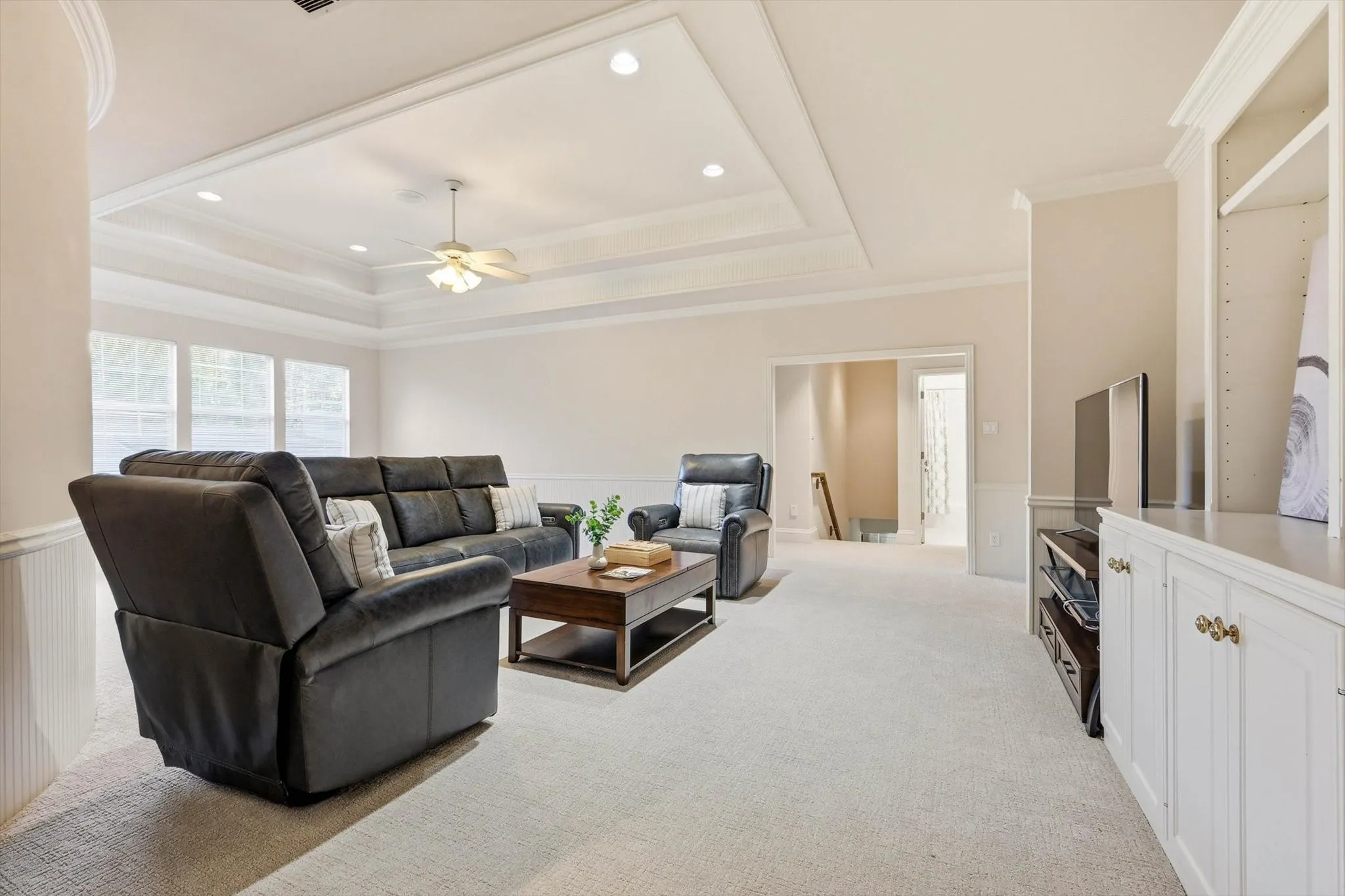 Single Family Residence For Sale in Collin County , 17431 Woods Edge Drive, Dallas, Texas 75287, 6 Bedroom, 6 Bathroom, 3 Garage spaces, 6,026 Sqft, built in 1993, Preowned, mls#21224199, Real Estate Agent in Dallas, Homes For Sale in Collin county, Homes For Sale in Dallas, Realtor in Dallas Texas, Real Estate Brokerage Independent Realty Texas, Luminita Cordes Realtor