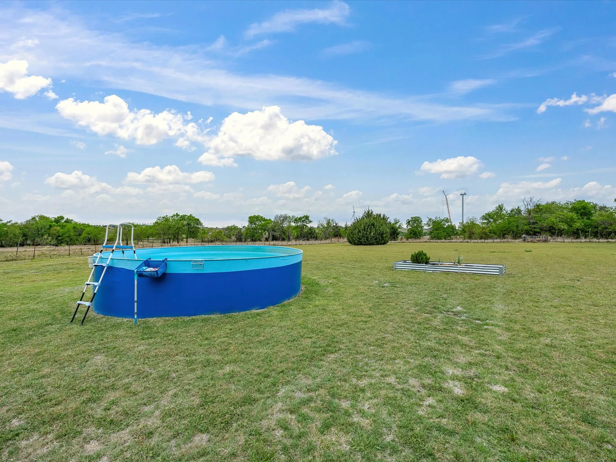 Single Family Residence For Sale in Navarro County , 15720 W Highway 22, Blooming Grove, Texas 76626, 5 Bedroom, 3 Bathroom, Garage spaces, 2,312 Sqft, built in 1973, mls#21226082, Real Estate Agent in Blooming Grove, Homes For Sale in Navarro county, Homes For Sale in Blooming Grove, Realtor in Blooming Grove Texas, Real Estate Brokerage Independent Realty Texas, Luminita Cordes Realtor