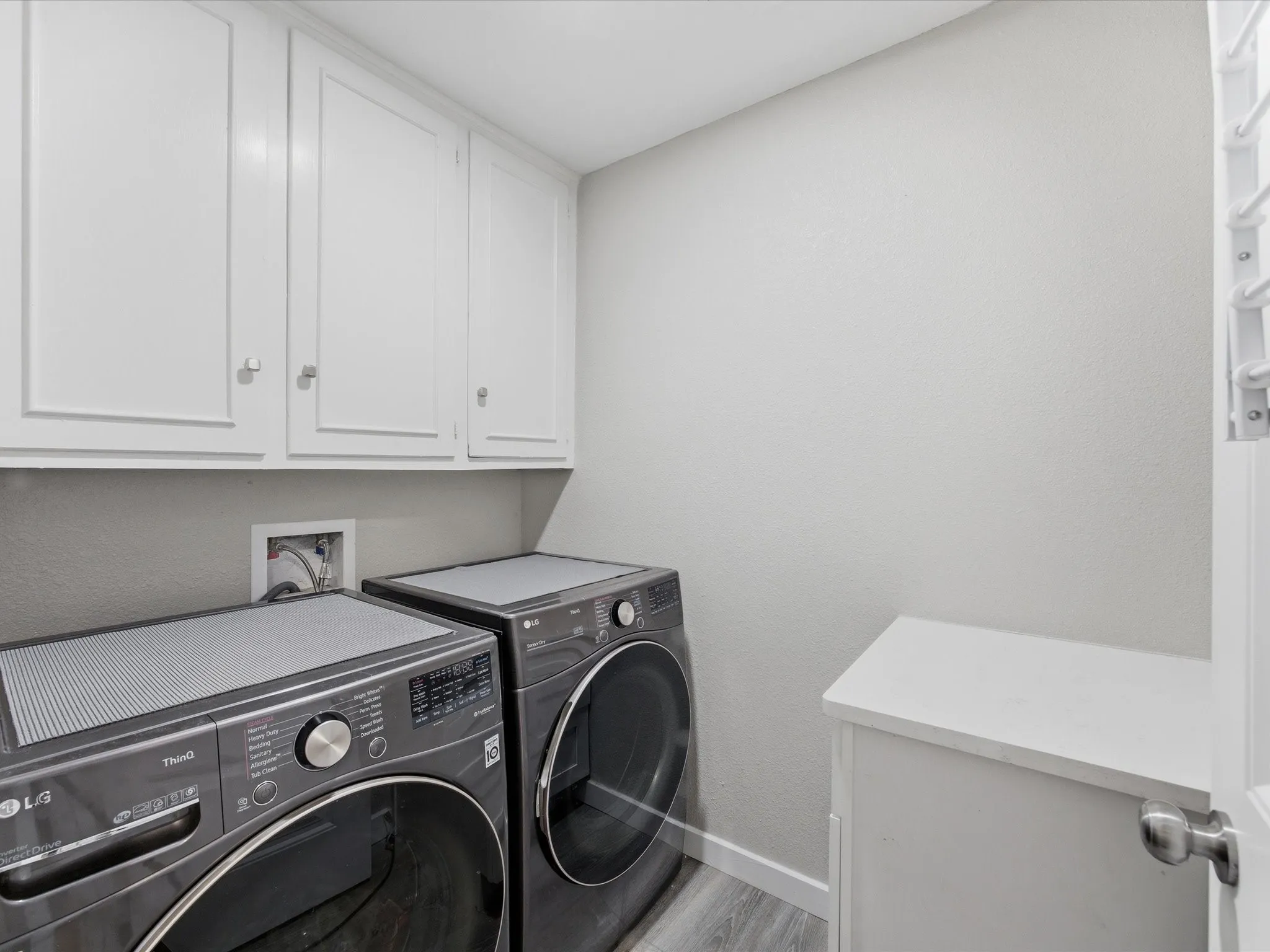 Single Family Residence For Sale in Navarro County , 15720 W Highway 22, Blooming Grove, Texas 76626, 5 Bedroom, 3 Bathroom, Garage spaces, 2,312 Sqft, built in 1973, mls#21226082, Real Estate Agent in Blooming Grove, Homes For Sale in Navarro county, Homes For Sale in Blooming Grove, Realtor in Blooming Grove Texas, Real Estate Brokerage Independent Realty Texas, Luminita Cordes Realtor
