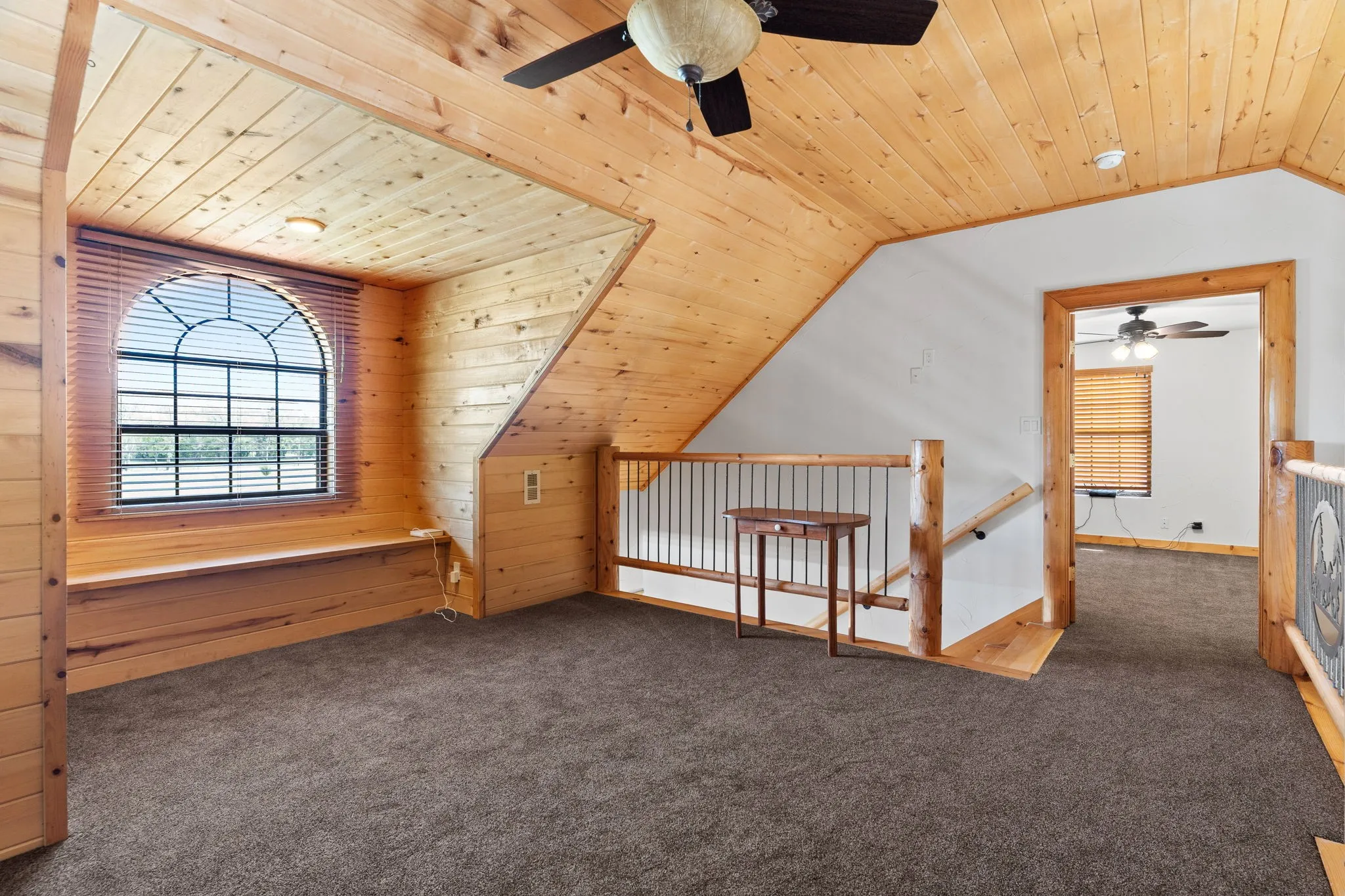 Single Family Residence For Sale in Grayson County , 7516 Fm 121, Van Alstyne, Texas 75495, 3 Bedroom, 3 Bathroom, 2 Garage spaces, 2,340 Sqft, built in 2007, mls#21206221, Real Estate Agent in Van Alstyne, Homes For Sale in Grayson county, Homes For Sale in Van Alstyne, Realtor in Van Alstyne Texas, Real Estate Brokerage Independent Realty Texas, Luminita Cordes Realtor