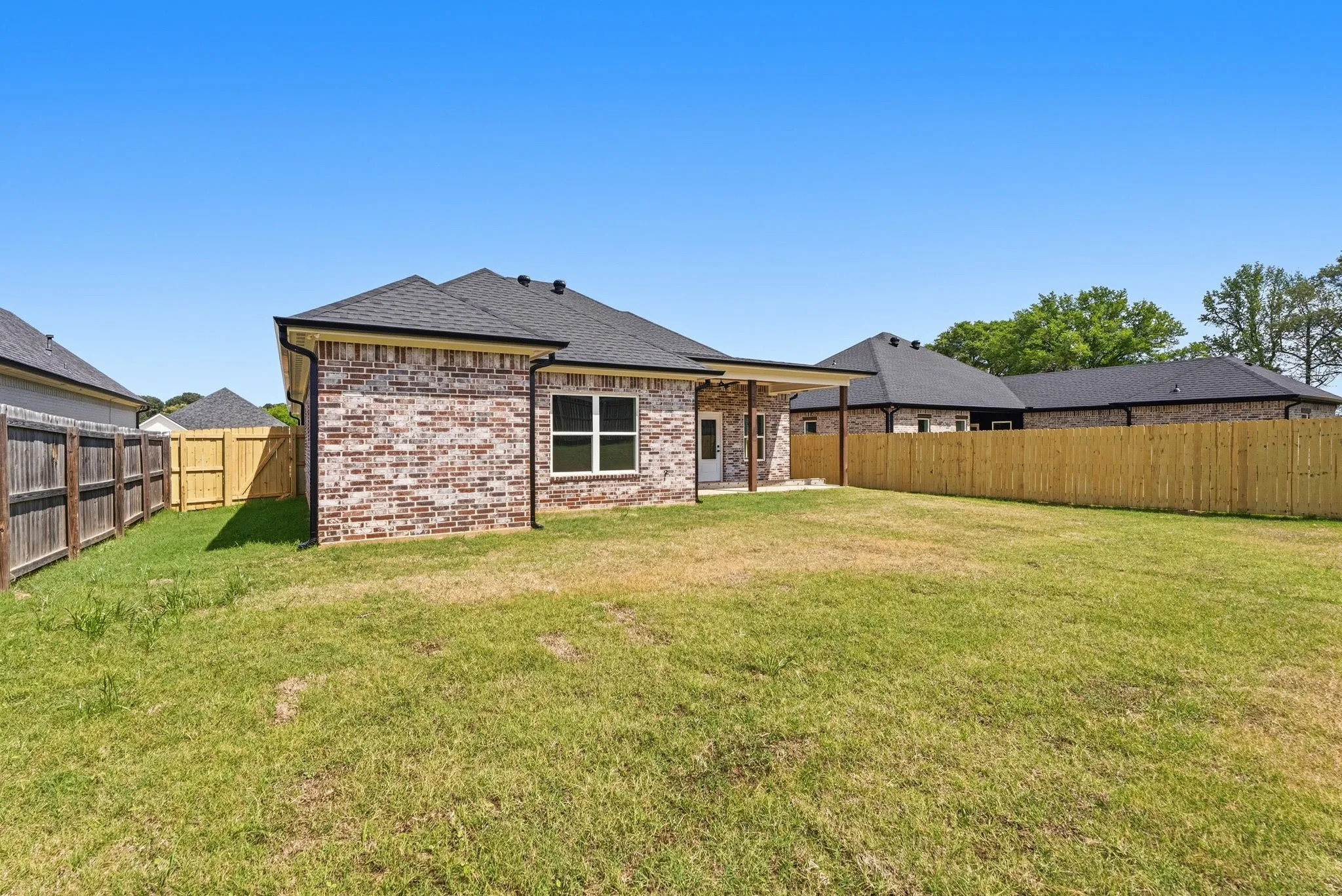 Single Family Residence For Sale in Smith County , 135 Kaul Lane, Bullard, Texas 75757, 4 Bedroom, 2 Bathroom, 2 Garage spaces, 1,900 Sqft, built in 2026, New Construction - Complete, mls#21220874, Real Estate Agent in Bullard, Homes For Sale in Smith county, Homes For Sale in Bullard, Realtor in Bullard Texas, Real Estate Brokerage Independent Realty Texas, Luminita Cordes Realtor