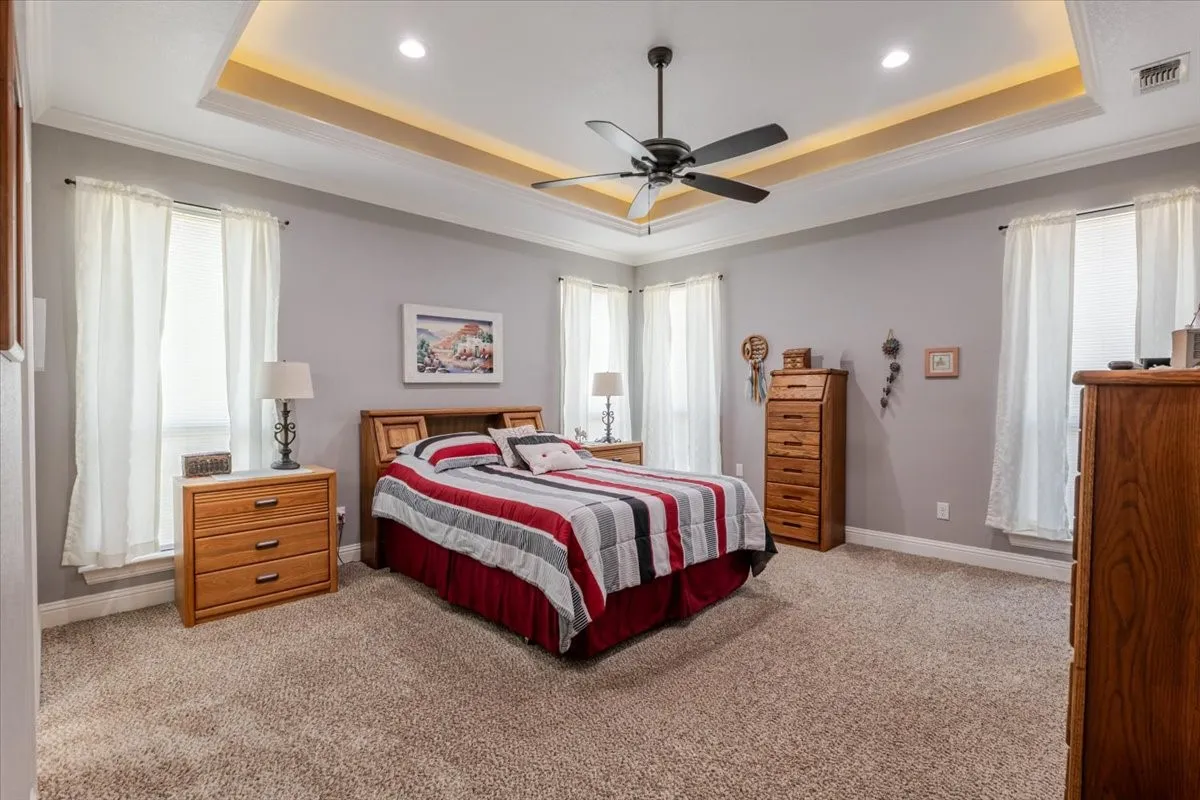 Single Family Residence For Sale in Parker County , 140 Pine Road, Poolville, Texas 76487, 3 Bedroom, 2 Bathroom, 2 Garage spaces, 2,108 Sqft, built in 2016, Preowned, mls#21223093, Real Estate Agent in Poolville, Homes For Sale in Parker county, Homes For Sale in Poolville, Realtor in Poolville Texas, Real Estate Brokerage Independent Realty Texas, Luminita Cordes Realtor