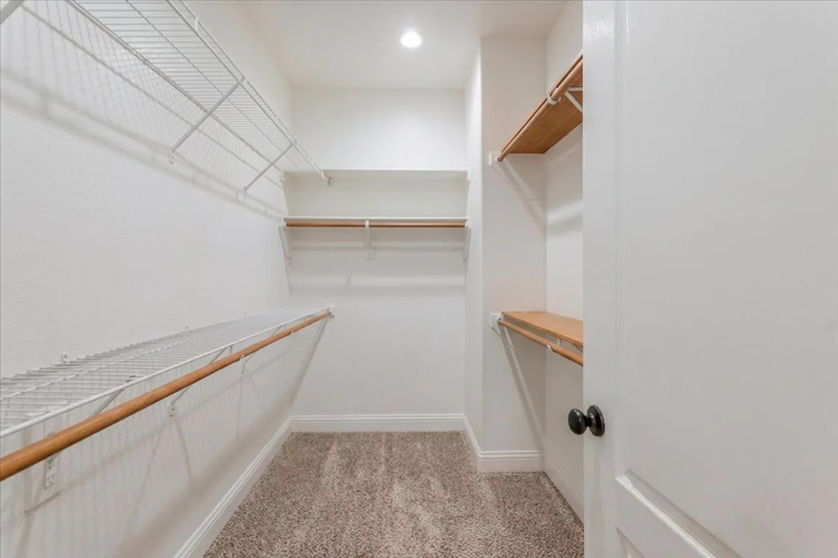 Single Family Residence For Sale in Parker County , 140 Pine Road, Poolville, Texas 76487, 3 Bedroom, 2 Bathroom, 2 Garage spaces, 2,108 Sqft, built in 2016, Preowned, mls#21223093, Real Estate Agent in Poolville, Homes For Sale in Parker county, Homes For Sale in Poolville, Realtor in Poolville Texas, Real Estate Brokerage Independent Realty Texas, Luminita Cordes Realtor
