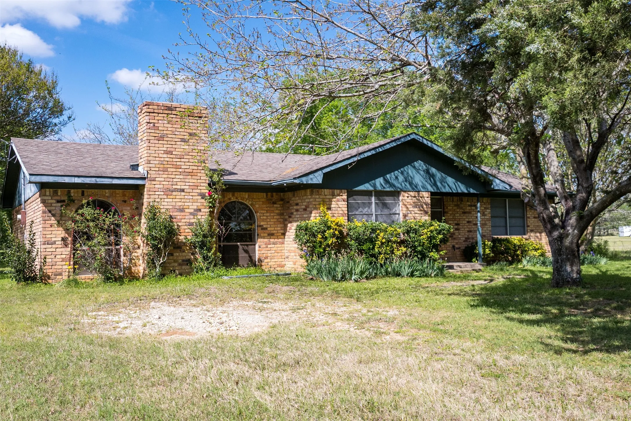 1900 square feet