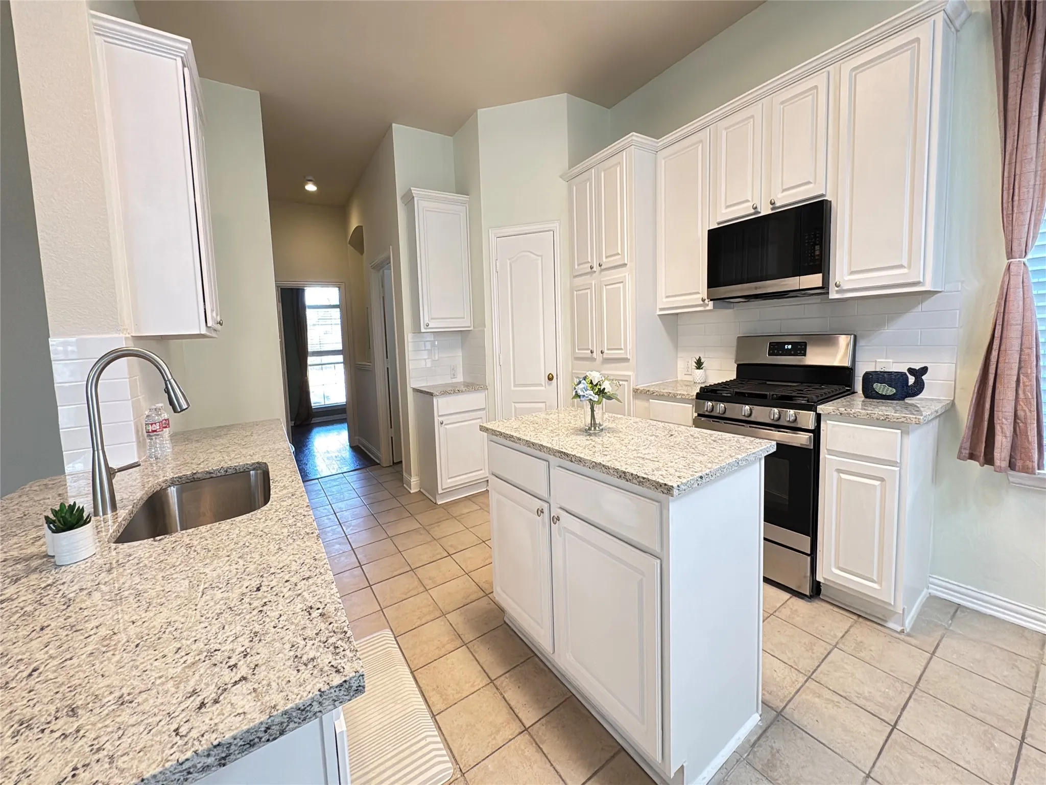 Single Family Residence For Sale in Collin County , 1430 Berkley Road, Allen, Texas 75002, 4 Bedroom, 2 Bathroom, 2 Garage spaces, 2,189 Sqft, built in 1998, mls#21196306, Real Estate Agent in Allen, Homes For Sale in Collin county, Homes For Sale in Allen, Realtor in Allen Texas, Real Estate Brokerage Independent Realty Texas, Luminita Cordes Realtor