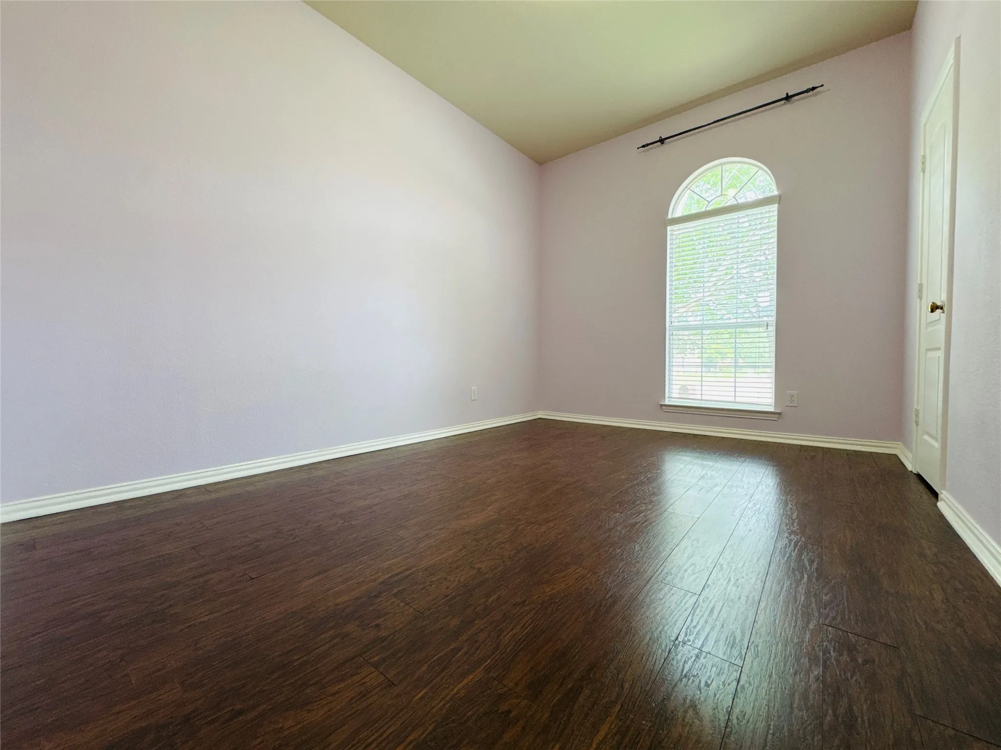 Single Family Residence For Sale in Collin County , 1430 Berkley Road, Allen, Texas 75002, 4 Bedroom, 2 Bathroom, 2 Garage spaces, 2,189 Sqft, built in 1998, mls#21196306, Real Estate Agent in Allen, Homes For Sale in Collin county, Homes For Sale in Allen, Realtor in Allen Texas, Real Estate Brokerage Independent Realty Texas, Luminita Cordes Realtor