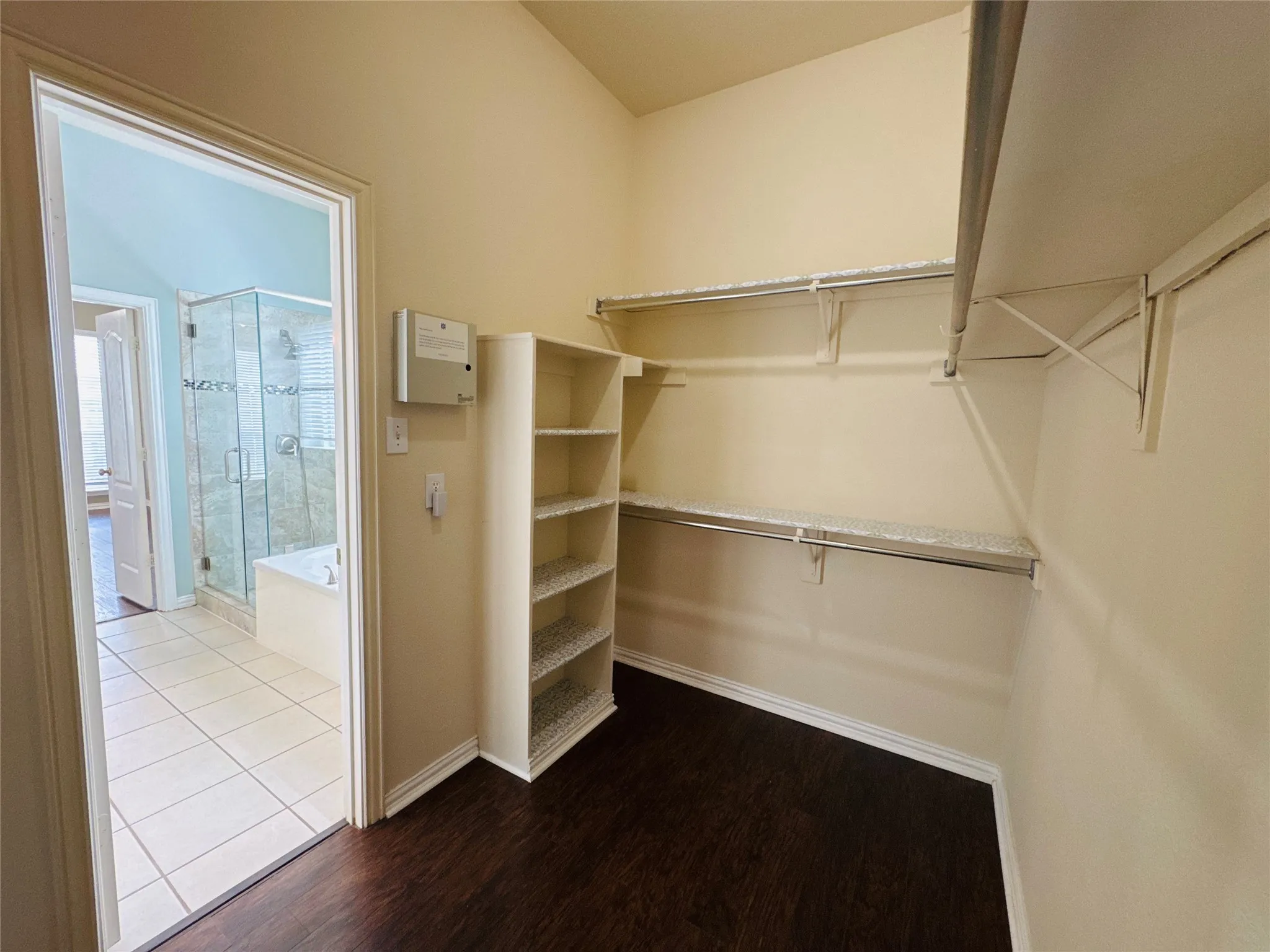 Single Family Residence For Sale in Collin County , 1430 Berkley Road, Allen, Texas 75002, 4 Bedroom, 2 Bathroom, 2 Garage spaces, 2,189 Sqft, built in 1998, mls#21196306, Real Estate Agent in Allen, Homes For Sale in Collin county, Homes For Sale in Allen, Realtor in Allen Texas, Real Estate Brokerage Independent Realty Texas, Luminita Cordes Realtor