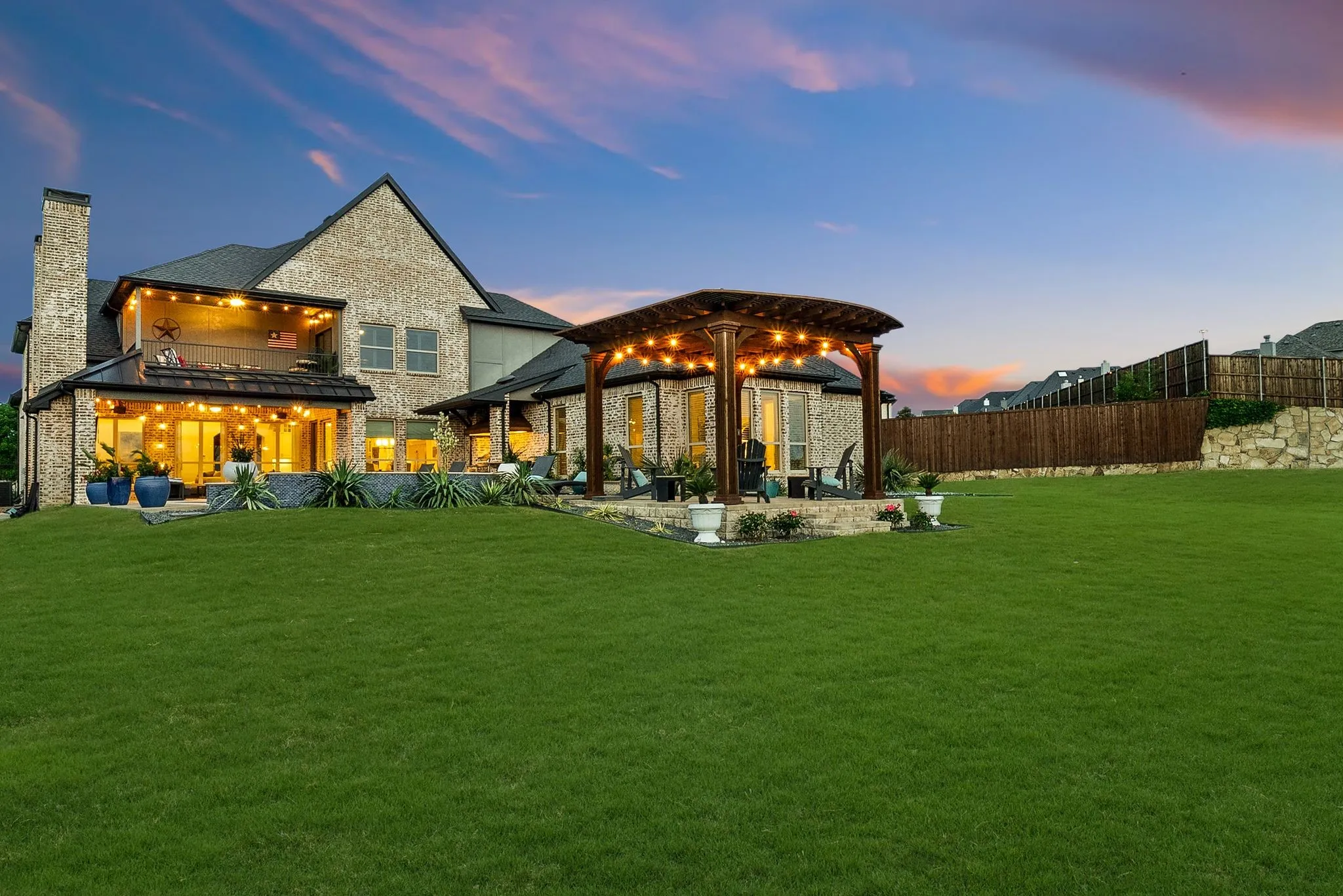 Single Family Residence For Sale in Collin County , 1521 Latigo Court, Prosper, Texas 75078, 5 Bedroom, 6 Bathroom, 3 Garage spaces, 4,888 Sqft, built in 2017, Preowned, mls#21223639, Real Estate Agent in Prosper, Homes For Sale in Collin county, Homes For Sale in Prosper, Realtor in Prosper Texas, Real Estate Brokerage Independent Realty Texas, Luminita Cordes Realtor