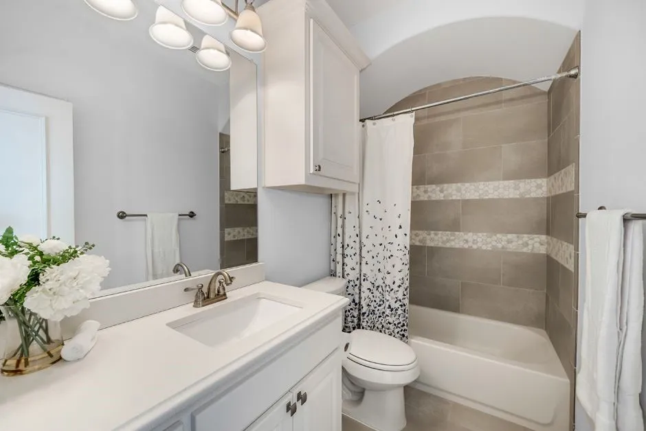 Single Family Residence For Sale in Collin County , 1521 Latigo Court, Prosper, Texas 75078, 5 Bedroom, 6 Bathroom, 3 Garage spaces, 4,888 Sqft, built in 2017, Preowned, mls#21223639, Real Estate Agent in Prosper, Homes For Sale in Collin county, Homes For Sale in Prosper, Realtor in Prosper Texas, Real Estate Brokerage Independent Realty Texas, Luminita Cordes Realtor