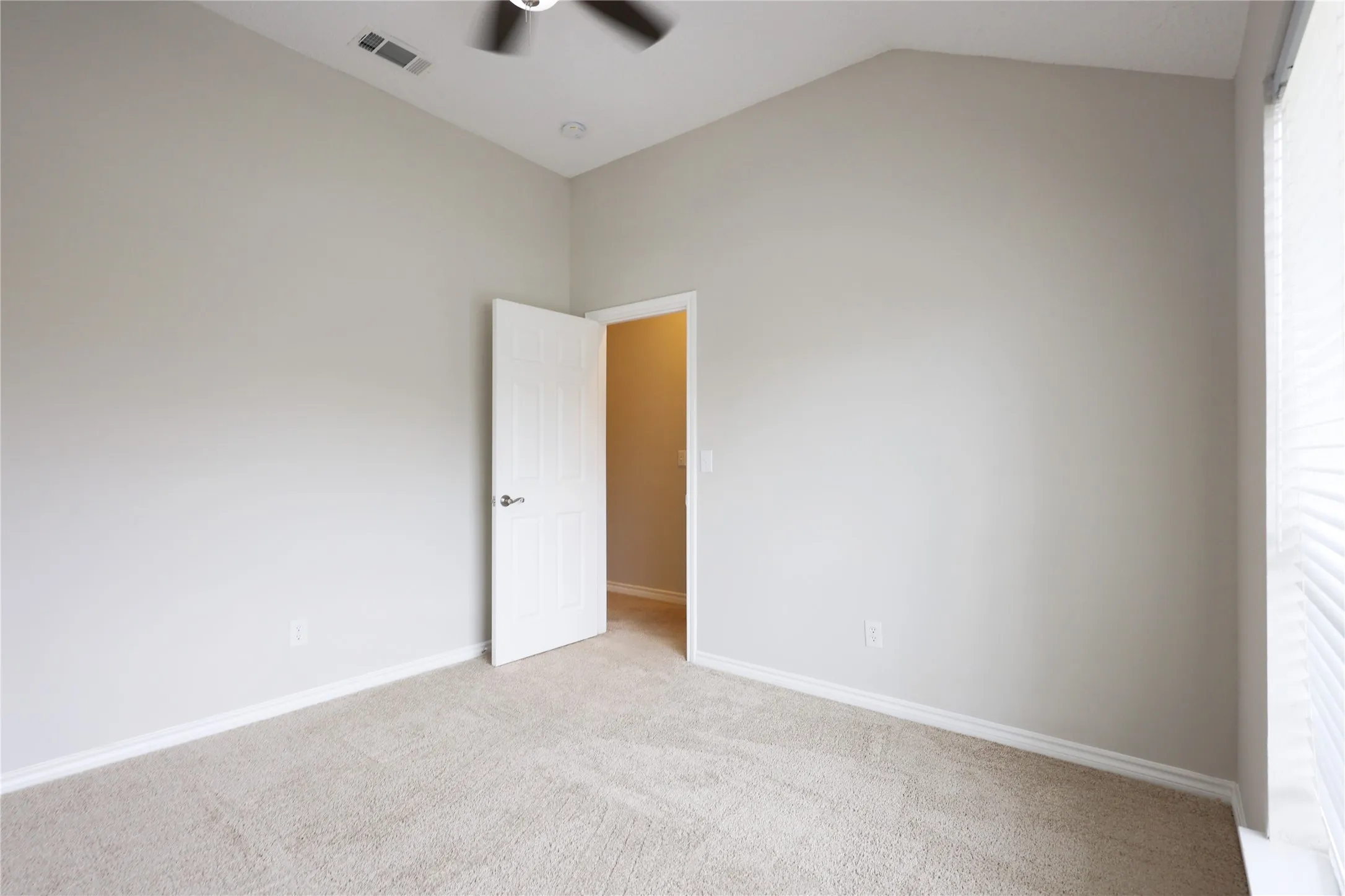 Single Family Residence For Sale in Collin County , 8112 Dock Street, Frisco, Texas 75035, 3 Bedrooms, 2 Bathrooms, 2 Garage spaces, 2,155 Sqft, built in 1994, Preowned, Price $459,000, mls#21216341, Real Estate Agent in Frisco, Homes For Sale in Collin county, Homes For Sale in Frisco, Realtor in Frisco Texas, Real Estate Brokerage Independent Realty Texas, Luminita Cordes Realtor