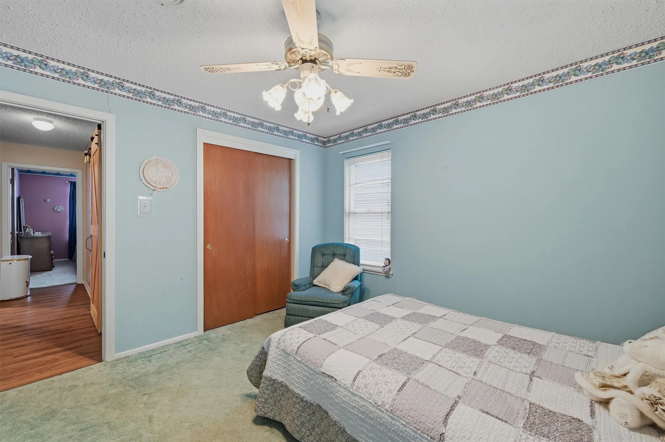 Single Family Residence For Sale in Grayson County , 704 Abney Street, Whitesboro, Texas 76273, 4 Bedroom, 2 Bathroom, 1 Garage spaces, 1,660 Sqft, built in 1959, mls#21226556, Real Estate Agent in Whitesboro, Homes For Sale in Grayson county, Homes For Sale in Whitesboro, Realtor in Whitesboro Texas, Real Estate Brokerage Independent Realty Texas, Luminita Cordes Realtor