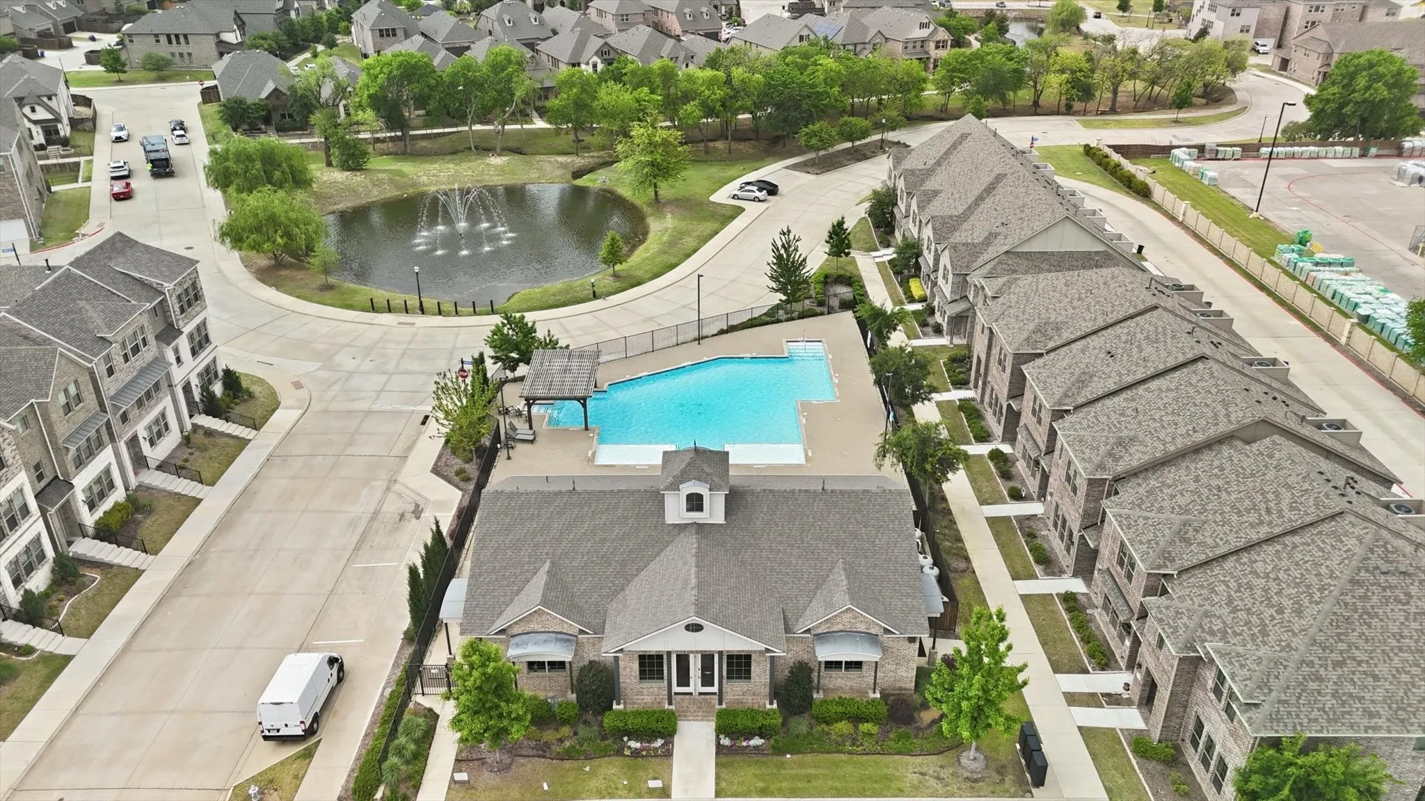 Welcome to Founders Park. Owners will Enjoy Lots of Great Amenities, Walking Areas, and Beautiful Private Parks.