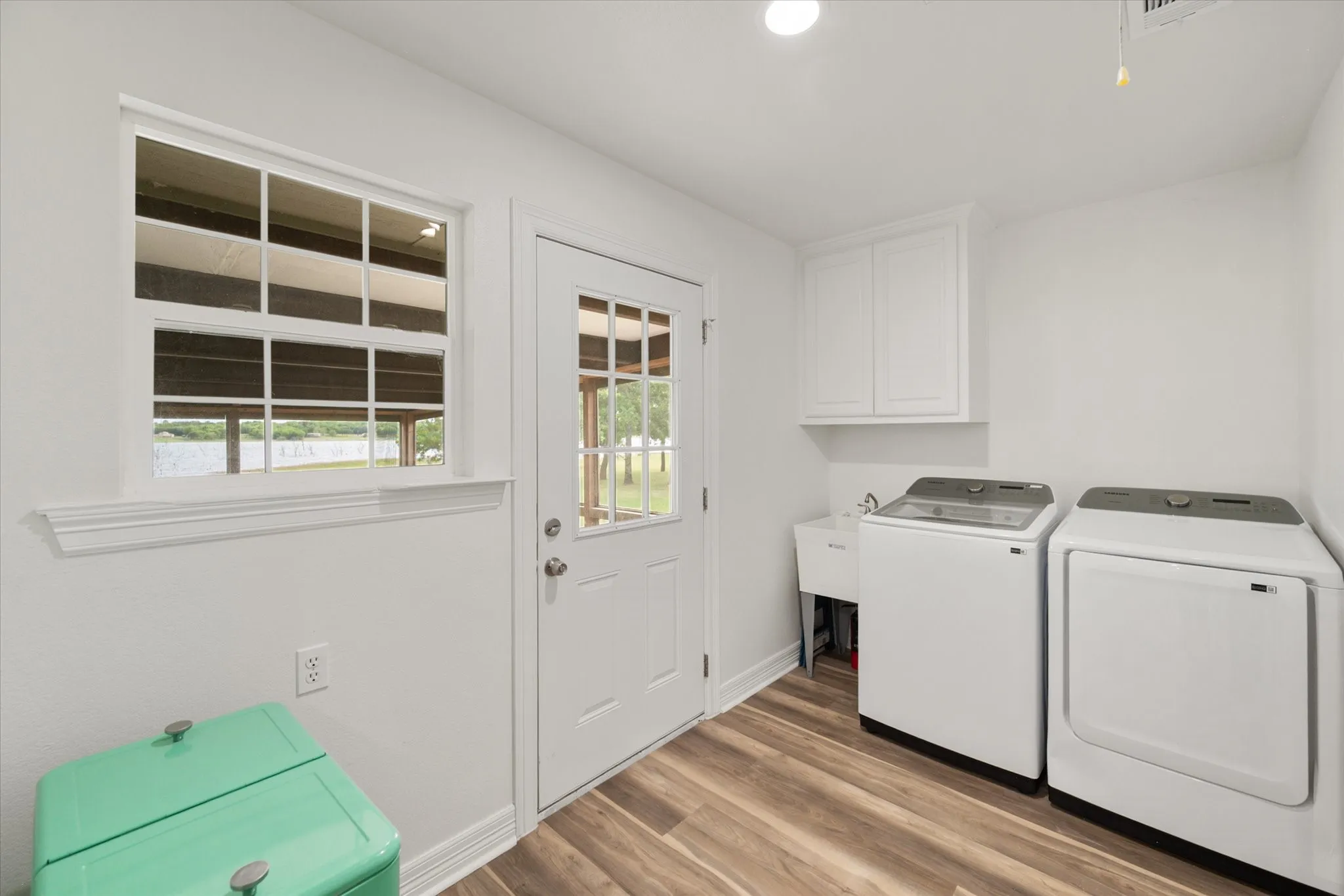 Single Family Residence For Sale in Navarro County , 203 County Road 3124a, Corsicana, Texas 75109, 3 Bedroom, 2 Bathroom, Garage spaces, 1,459 Sqft, built in 2008, mls#21218042, Real Estate Agent in Corsicana, Homes For Sale in Navarro county, Homes For Sale in Corsicana, Realtor in Corsicana Texas, Real Estate Brokerage Independent Realty Texas, Luminita Cordes Realtor