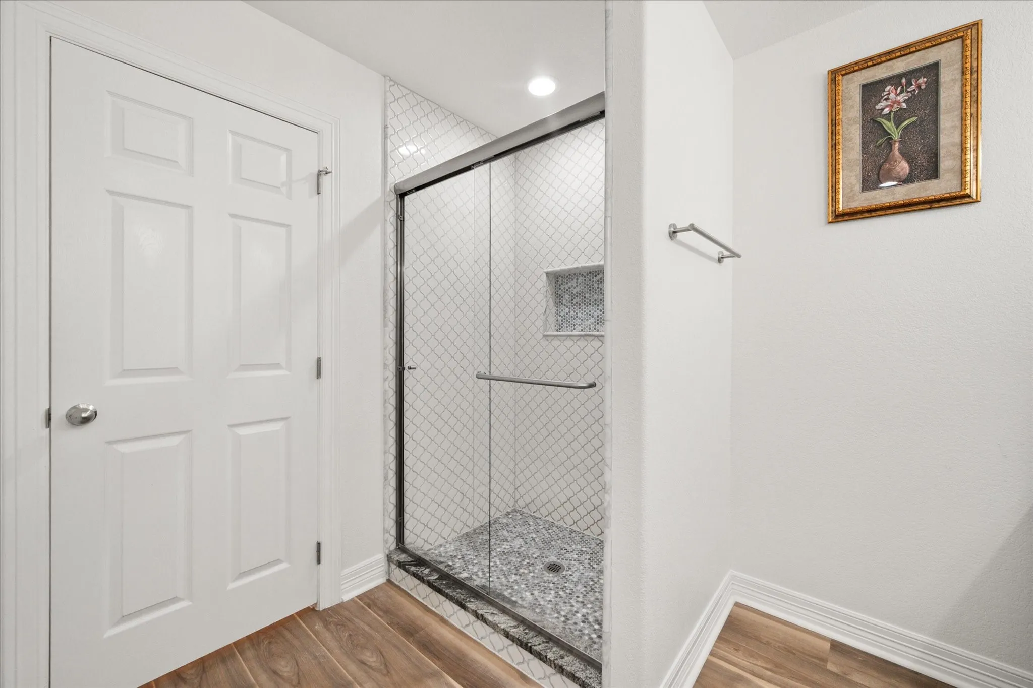 Single Family Residence For Sale in Navarro County , 203 County Road 3124a, Corsicana, Texas 75109, 3 Bedroom, 2 Bathroom, Garage spaces, 1,459 Sqft, built in 2008, mls#21218042, Real Estate Agent in Corsicana, Homes For Sale in Navarro county, Homes For Sale in Corsicana, Realtor in Corsicana Texas, Real Estate Brokerage Independent Realty Texas, Luminita Cordes Realtor