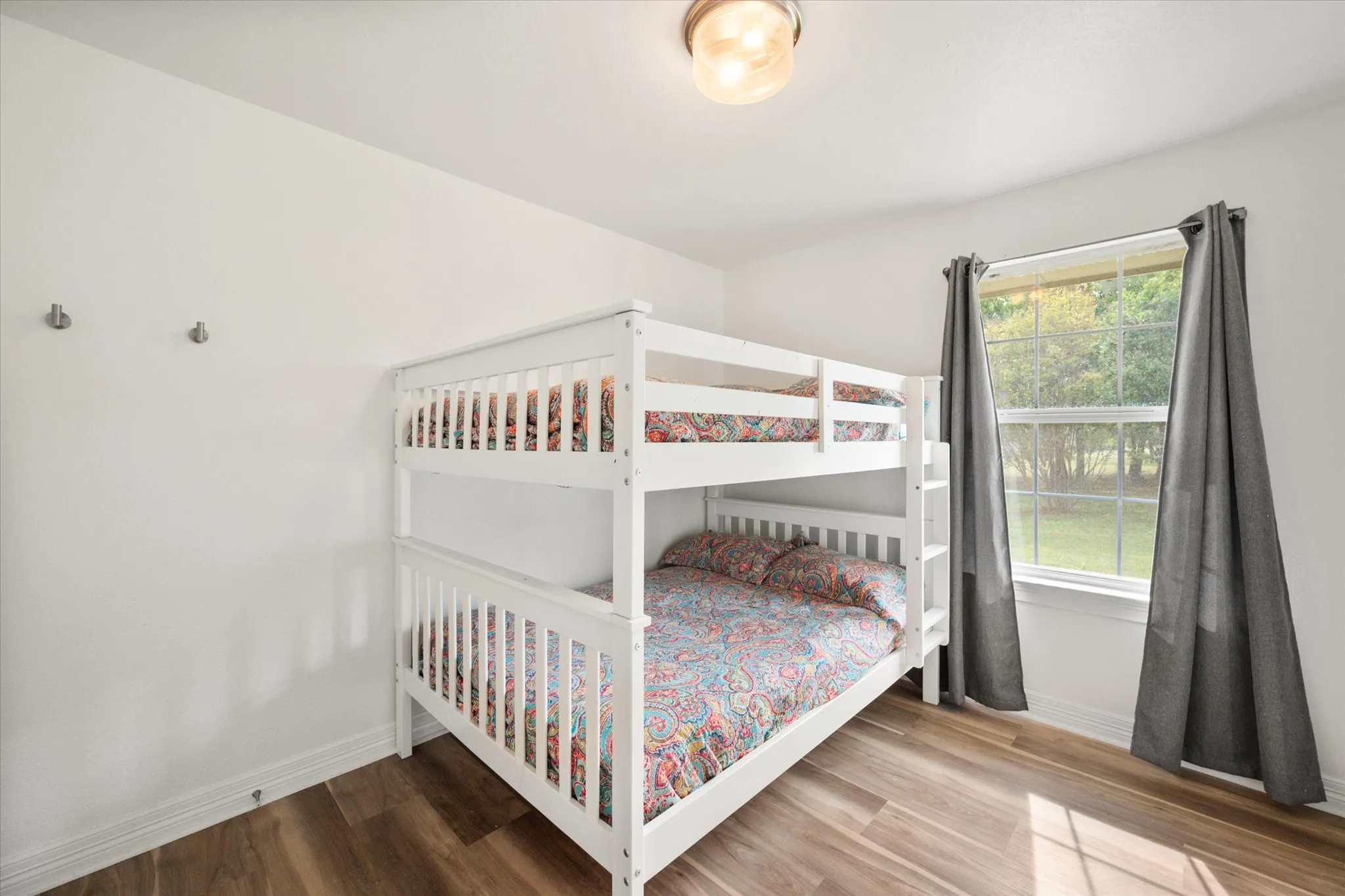 Single Family Residence For Sale in Navarro County , 203 County Road 3124a, Corsicana, Texas 75109, 3 Bedroom, 2 Bathroom, Garage spaces, 1,459 Sqft, built in 2008, mls#21218042, Real Estate Agent in Corsicana, Homes For Sale in Navarro county, Homes For Sale in Corsicana, Realtor in Corsicana Texas, Real Estate Brokerage Independent Realty Texas, Luminita Cordes Realtor