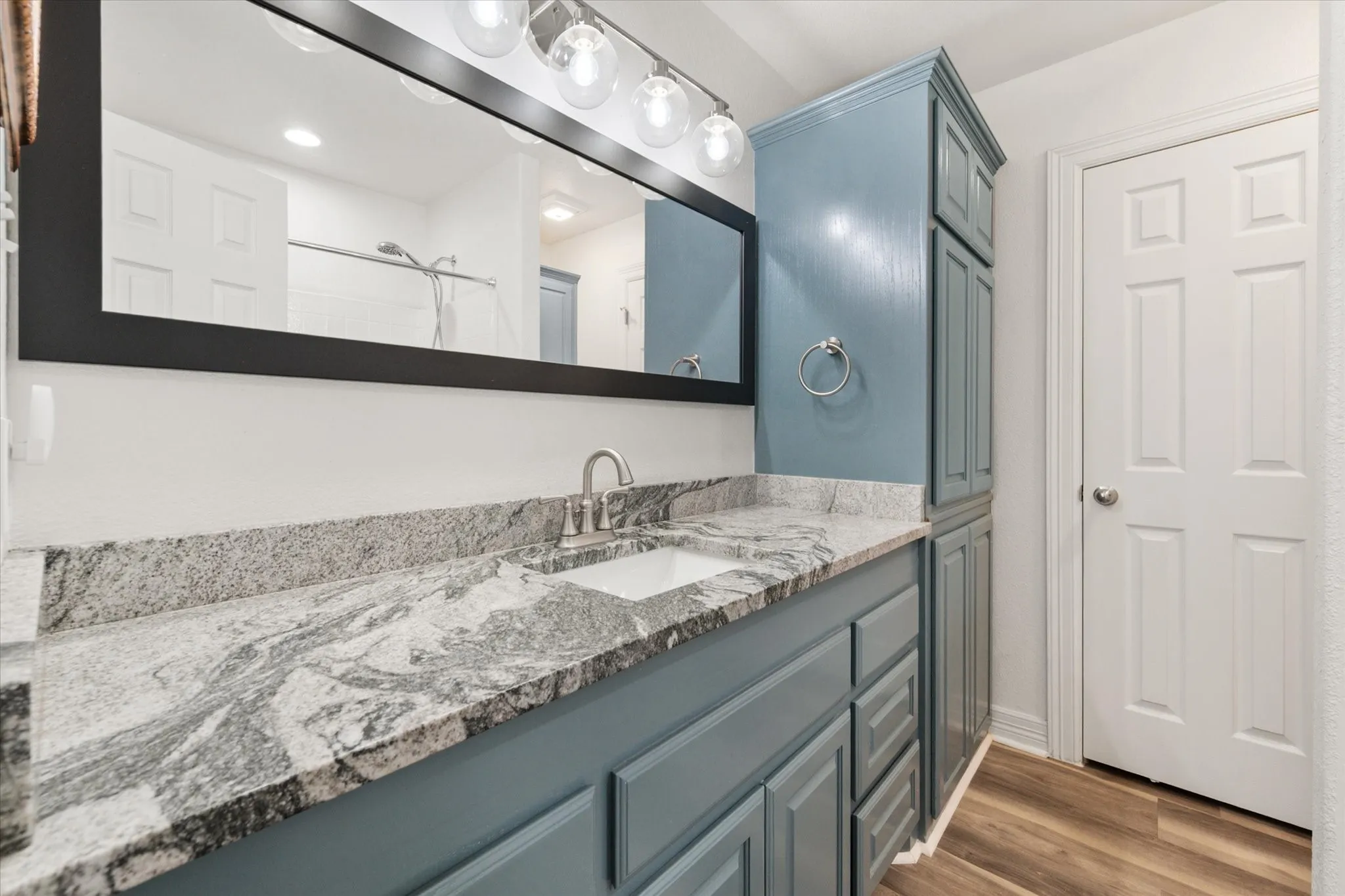 Single Family Residence For Sale in Navarro County , 203 County Road 3124a, Corsicana, Texas 75109, 3 Bedroom, 2 Bathroom, Garage spaces, 1,459 Sqft, built in 2008, mls#21218042, Real Estate Agent in Corsicana, Homes For Sale in Navarro county, Homes For Sale in Corsicana, Realtor in Corsicana Texas, Real Estate Brokerage Independent Realty Texas, Luminita Cordes Realtor
