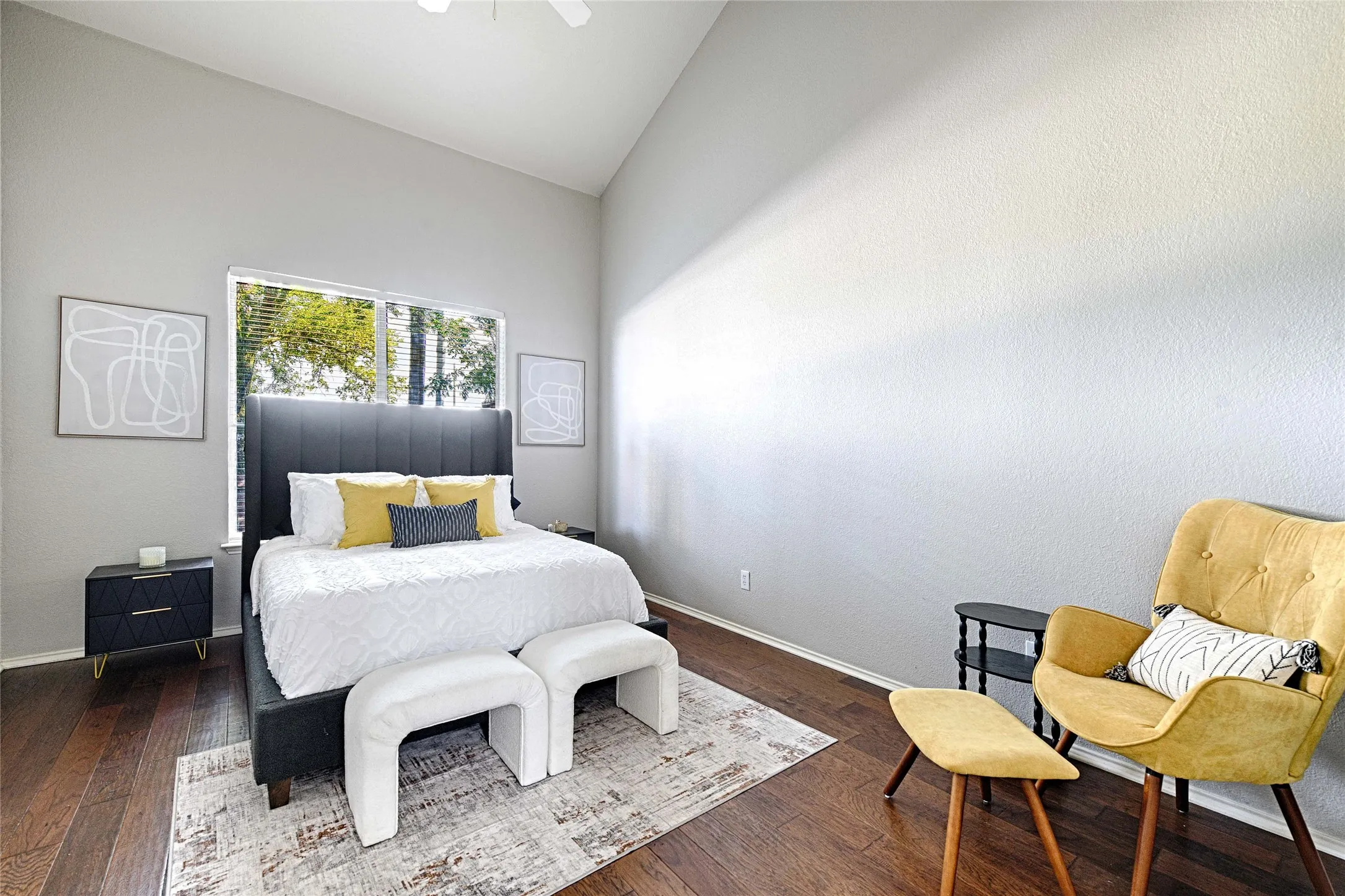 Townhouse For Sale in Collin County , 4579 Woodsboro Lane, Plano, Texas 75024, 2 Bedroom, 3 Bathroom, 2 Garage spaces, 1,950 Sqft, built in 2001, mls#21223844, Real Estate Agent in Plano, Homes For Sale in Collin county, Homes For Sale in Plano, Realtor in Plano Texas, Real Estate Brokerage Independent Realty Texas, Luminita Cordes Realtor