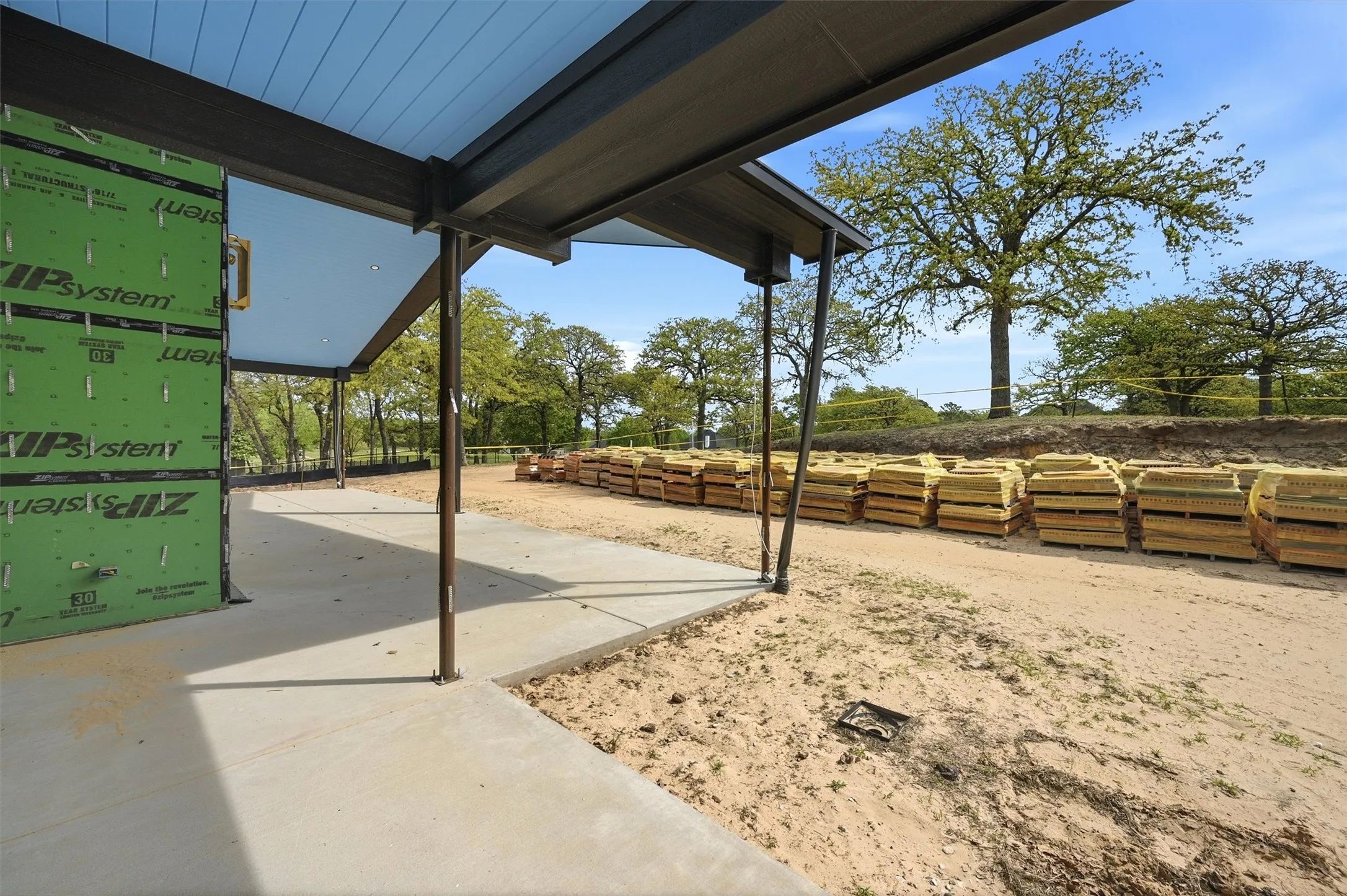 Single Family Residence For Sale in Cooke County , 108 Pawnee Trail, Lake Kiowa, Texas 76240, 3 Bedrooms, 5 Bathrooms, 3 Garage spaces, 4,500 Sqft, built in 2023, New Construction - Incomplete, Price $600,000, mls#21226416, Real Estate Agent in Lake Kiowa, Homes For Sale in Cooke county, Homes For Sale in Lake Kiowa, Realtor in Lake Kiowa Texas, Real Estate Brokerage Independent Realty Texas, Luminita Cordes Realtor