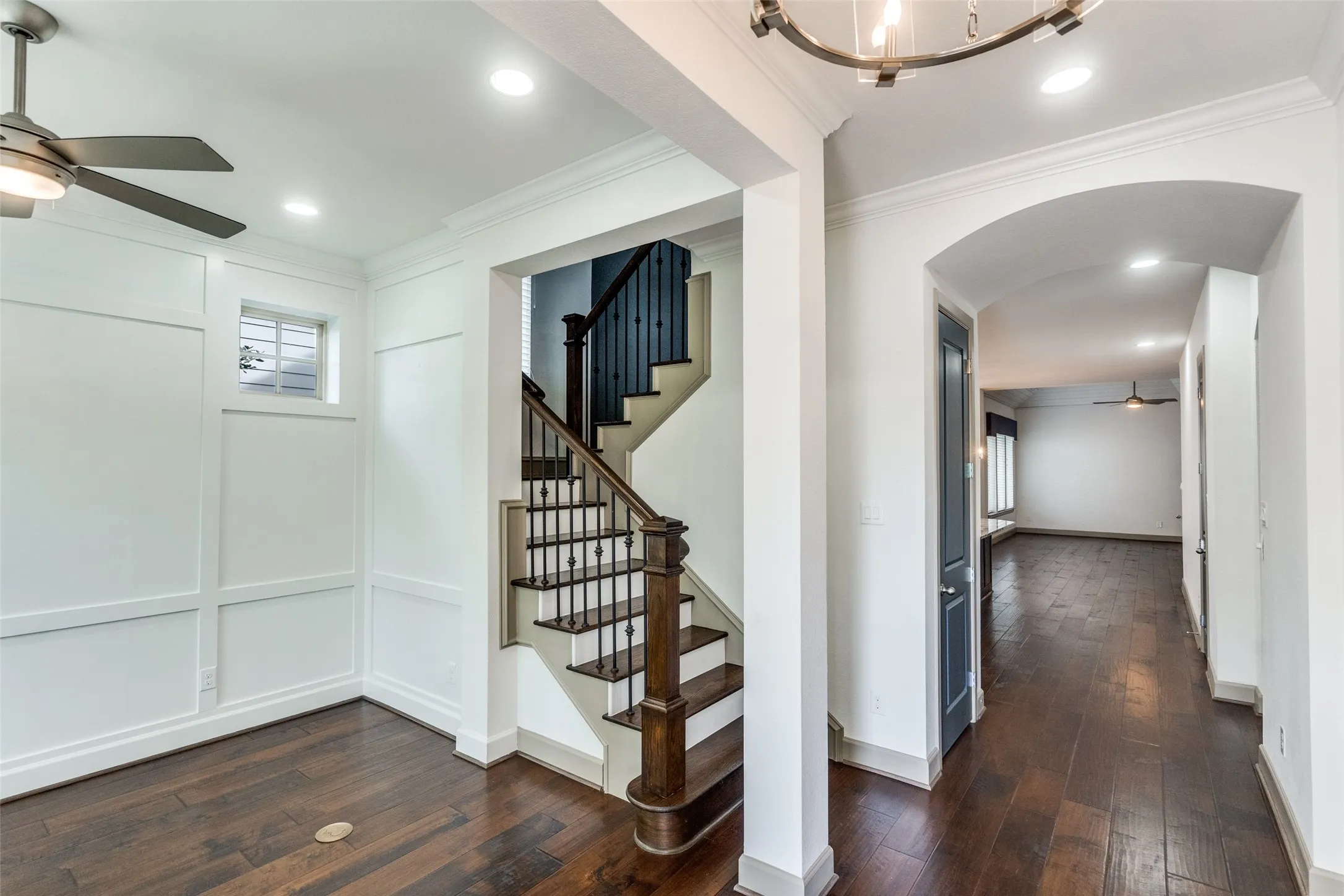 Single Family Residence For Sale in Collin County , 7400 Wescott Lane, Mc Kinney, Texas 75071, 4 Bedroom, 4 Bathroom, 2 Garage spaces, 2,695 Sqft, built in 2016, Preowned, mls#21225525, Real Estate Agent in Mc Kinney, Homes For Sale in Collin county, Homes For Sale in Mc Kinney, Realtor in Mc Kinney Texas, Real Estate Brokerage Independent Realty Texas, Luminita Cordes Realtor