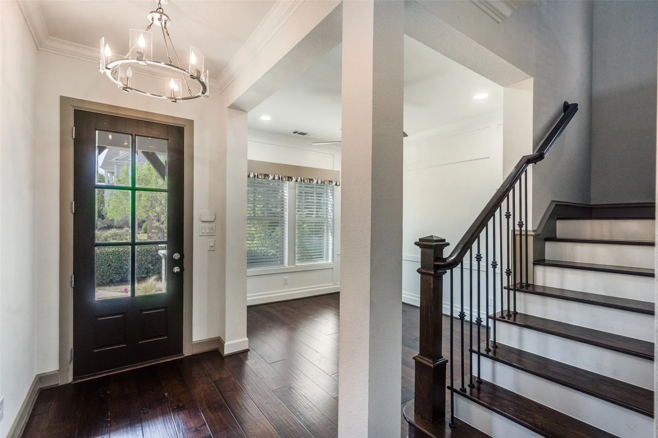 Single Family Residence For Sale in Collin County , 7400 Wescott Lane, Mc Kinney, Texas 75071, 4 Bedroom, 4 Bathroom, 2 Garage spaces, 2,695 Sqft, built in 2016, Preowned, mls#21225525, Real Estate Agent in Mc Kinney, Homes For Sale in Collin county, Homes For Sale in Mc Kinney, Realtor in Mc Kinney Texas, Real Estate Brokerage Independent Realty Texas, Luminita Cordes Realtor