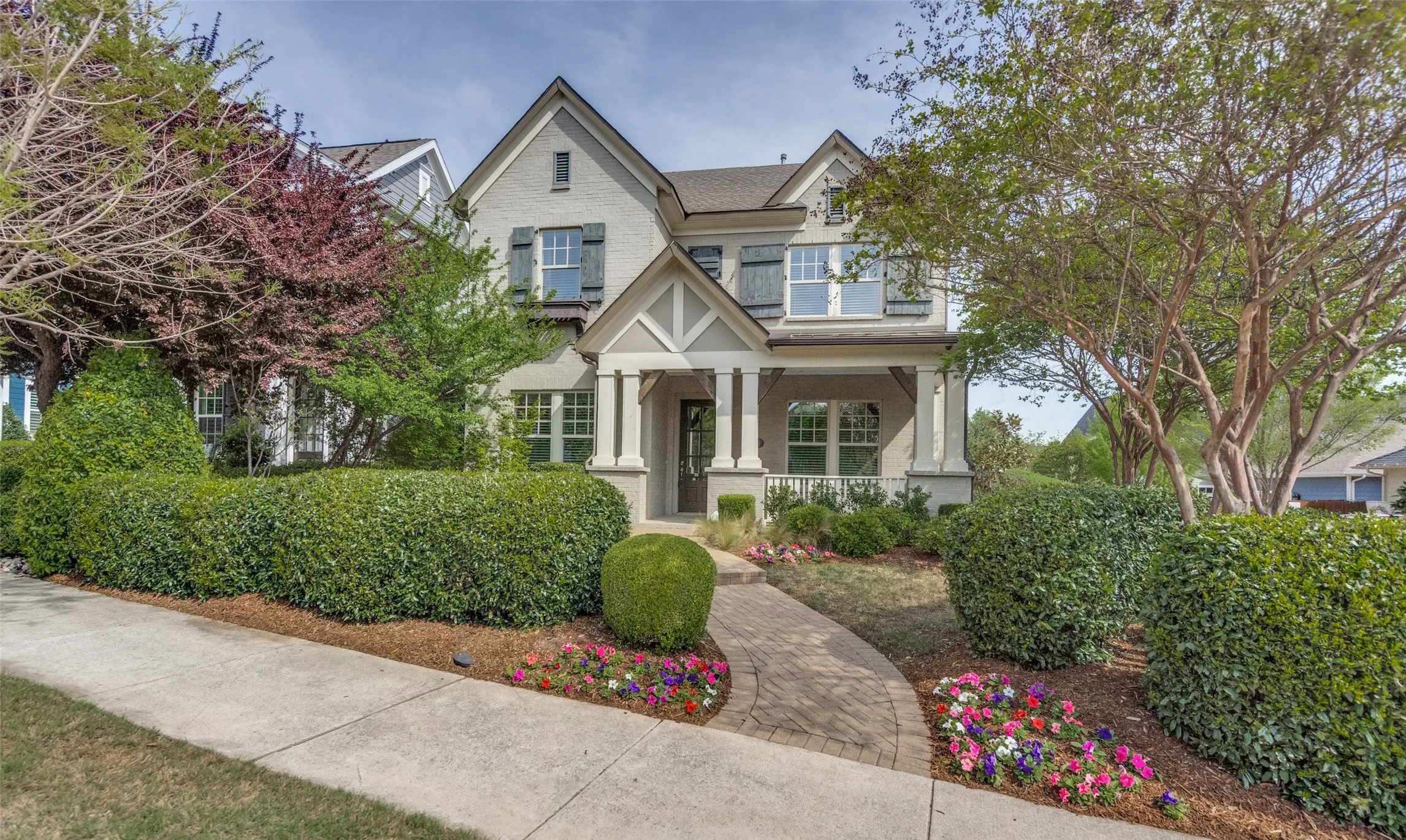 Single Family Residence For Sale in Collin County , 7400 Wescott Lane, Mc Kinney, Texas 75071, 4 Bedroom, 4 Bathroom, 2 Garage spaces, 2,695 Sqft, built in 2016, Preowned, mls#21225525, Real Estate Agent in Mc Kinney, Homes For Sale in Collin county, Homes For Sale in Mc Kinney, Realtor in Mc Kinney Texas, Real Estate Brokerage Independent Realty Texas, Luminita Cordes Realtor