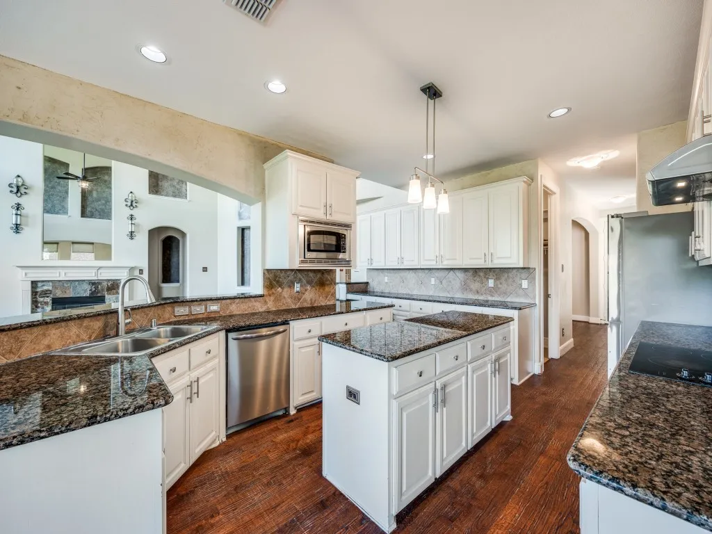 Single Family Residence For Rent in Denton County , 4463 Fallmeadow Drive, Frisco, Texas 75034, 5 Bedroom, 5 Bathroom, 3 Garage spaces, 4,864 Sqft, built in 2004, mls#21226511, Real Estate Agent in Frisco, Homes For Rent in Denton county, Homes For Rent in Frisco, Realtor in Frisco Texas, Real Estate Brokerage Independent Realty Texas, Luminita Cordes Realtor