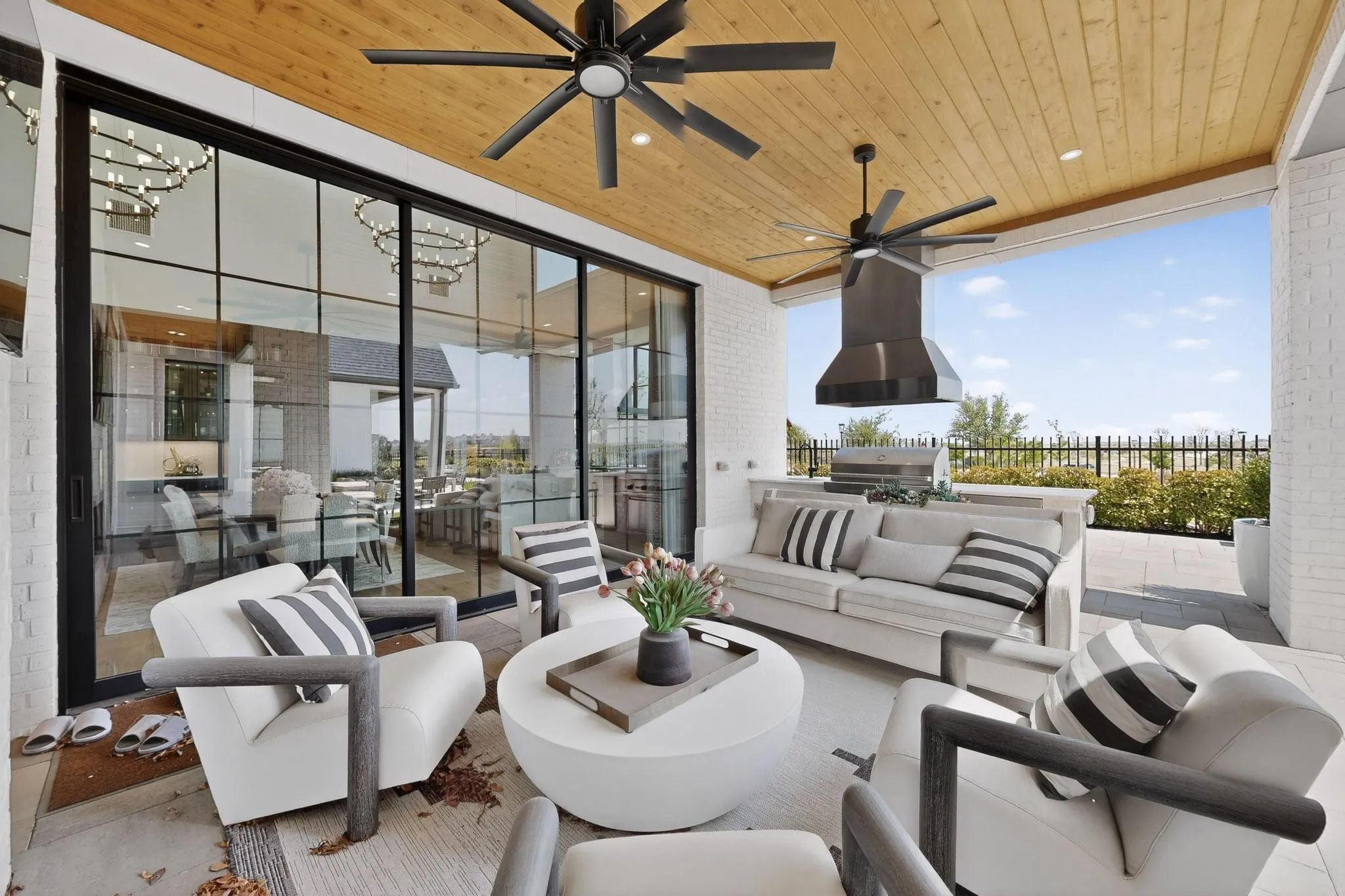 Single Family Residence For Sale in Denton County , 3983 Honeycutt Drive, Frisco, Texas 75033, 5 Bedroom, 8 Bathroom, 3 Garage spaces, 4,071 Sqft, built in 2023, Preowned, mls#21224483, Real Estate Agent in Frisco, Homes For Sale in Denton county, Homes For Sale in Frisco, Realtor in Frisco Texas, Real Estate Brokerage Independent Realty Texas, Luminita Cordes Realtor