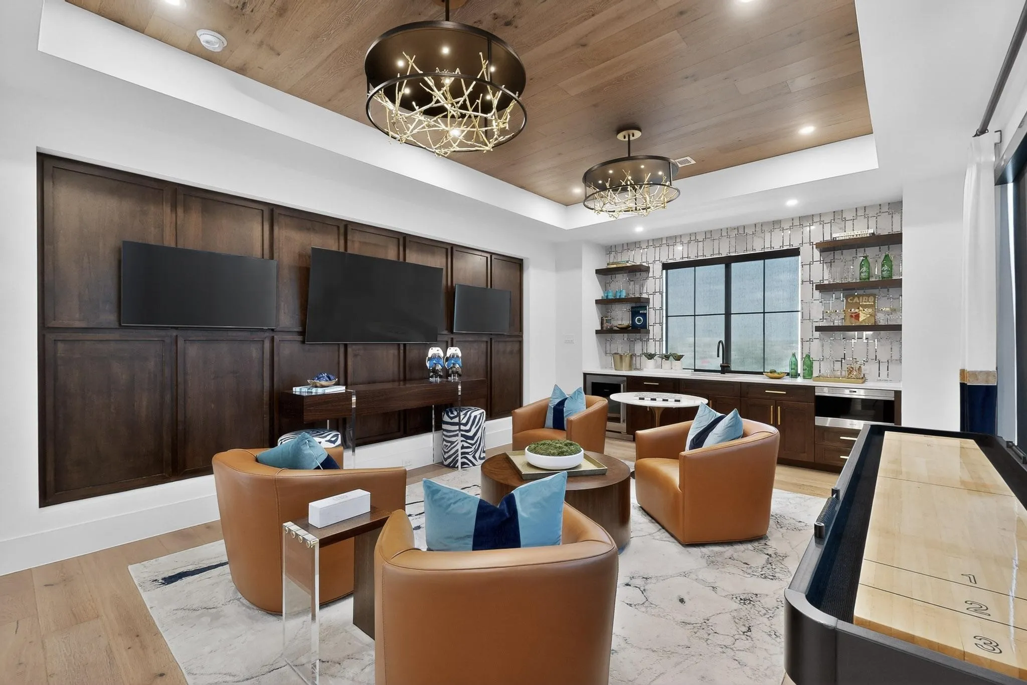 Single Family Residence For Sale in Denton County , 3983 Honeycutt Drive, Frisco, Texas 75033, 5 Bedroom, 8 Bathroom, 3 Garage spaces, 4,071 Sqft, built in 2023, Preowned, mls#21224483, Real Estate Agent in Frisco, Homes For Sale in Denton county, Homes For Sale in Frisco, Realtor in Frisco Texas, Real Estate Brokerage Independent Realty Texas, Luminita Cordes Realtor