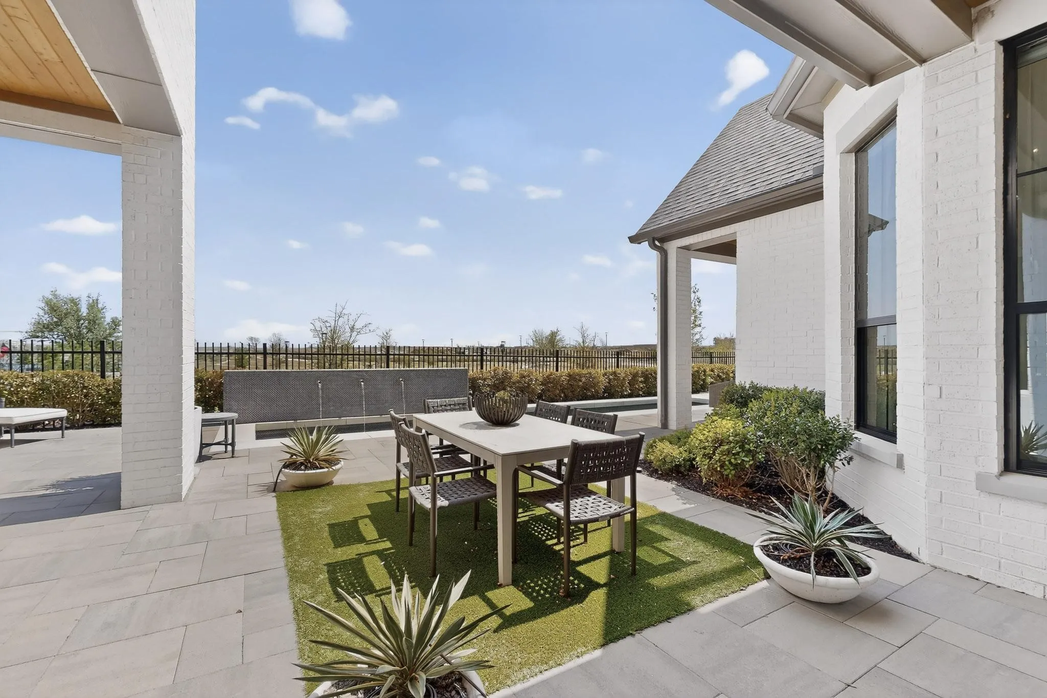 Single Family Residence For Sale in Denton County , 3983 Honeycutt Drive, Frisco, Texas 75033, 5 Bedroom, 8 Bathroom, 3 Garage spaces, 4,071 Sqft, built in 2023, Preowned, mls#21224483, Real Estate Agent in Frisco, Homes For Sale in Denton county, Homes For Sale in Frisco, Realtor in Frisco Texas, Real Estate Brokerage Independent Realty Texas, Luminita Cordes Realtor