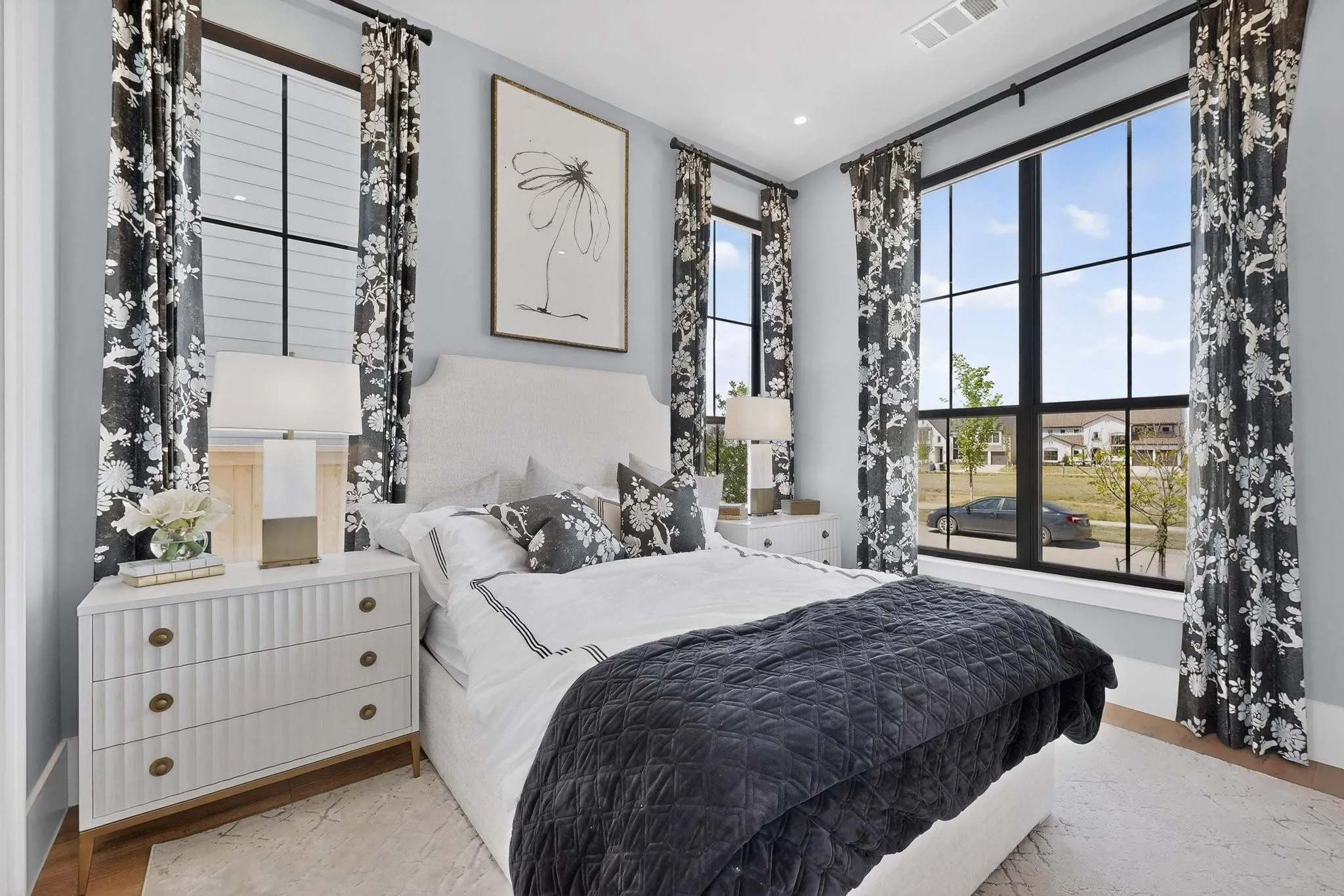 Single Family Residence For Sale in Denton County , 3983 Honeycutt Drive, Frisco, Texas 75033, 5 Bedroom, 8 Bathroom, 3 Garage spaces, 4,071 Sqft, built in 2023, Preowned, mls#21224483, Real Estate Agent in Frisco, Homes For Sale in Denton county, Homes For Sale in Frisco, Realtor in Frisco Texas, Real Estate Brokerage Independent Realty Texas, Luminita Cordes Realtor