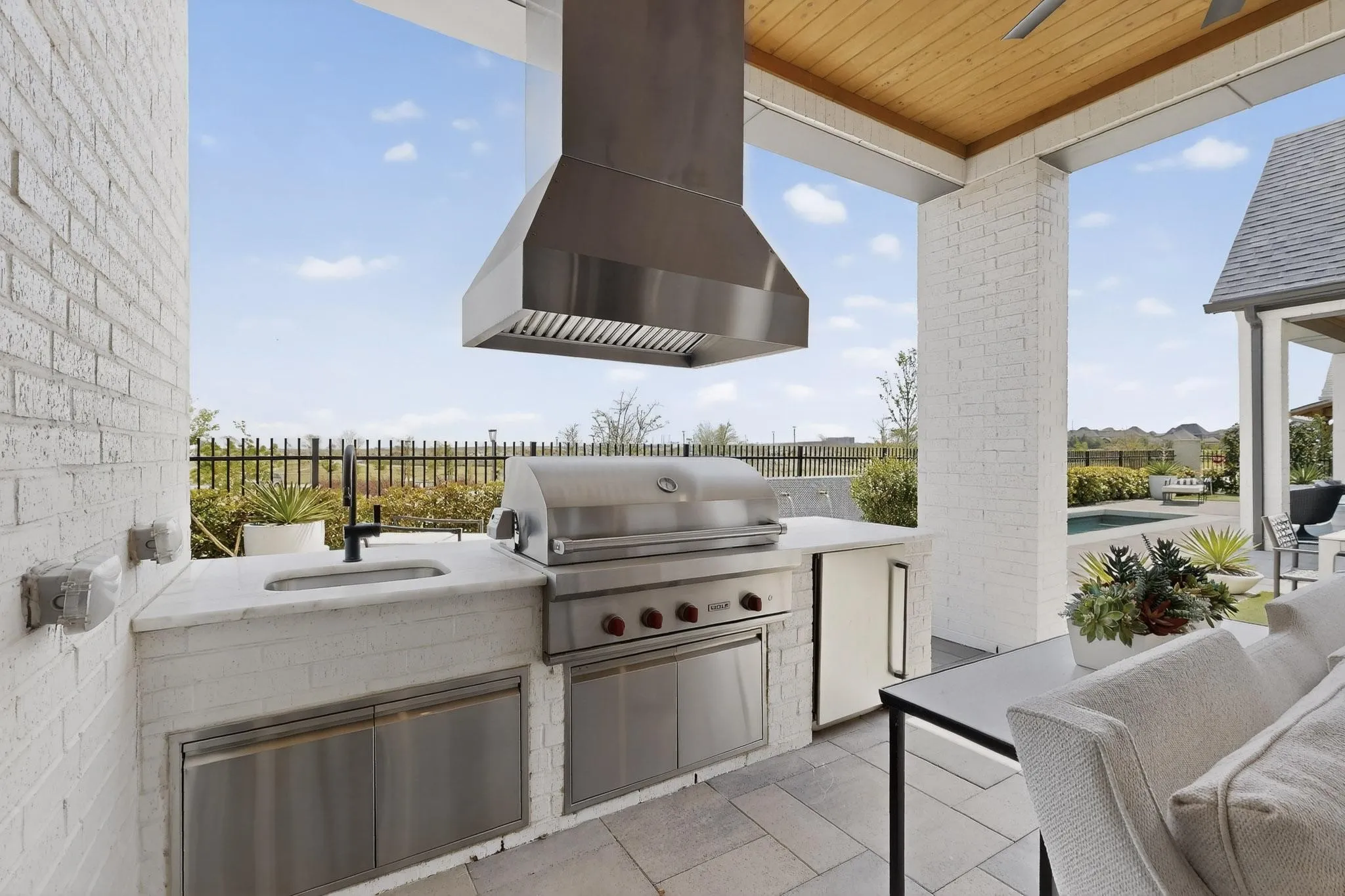 Single Family Residence For Sale in Denton County , 3983 Honeycutt Drive, Frisco, Texas 75033, 5 Bedroom, 8 Bathroom, 3 Garage spaces, 4,071 Sqft, built in 2023, Preowned, mls#21224483, Real Estate Agent in Frisco, Homes For Sale in Denton county, Homes For Sale in Frisco, Realtor in Frisco Texas, Real Estate Brokerage Independent Realty Texas, Luminita Cordes Realtor