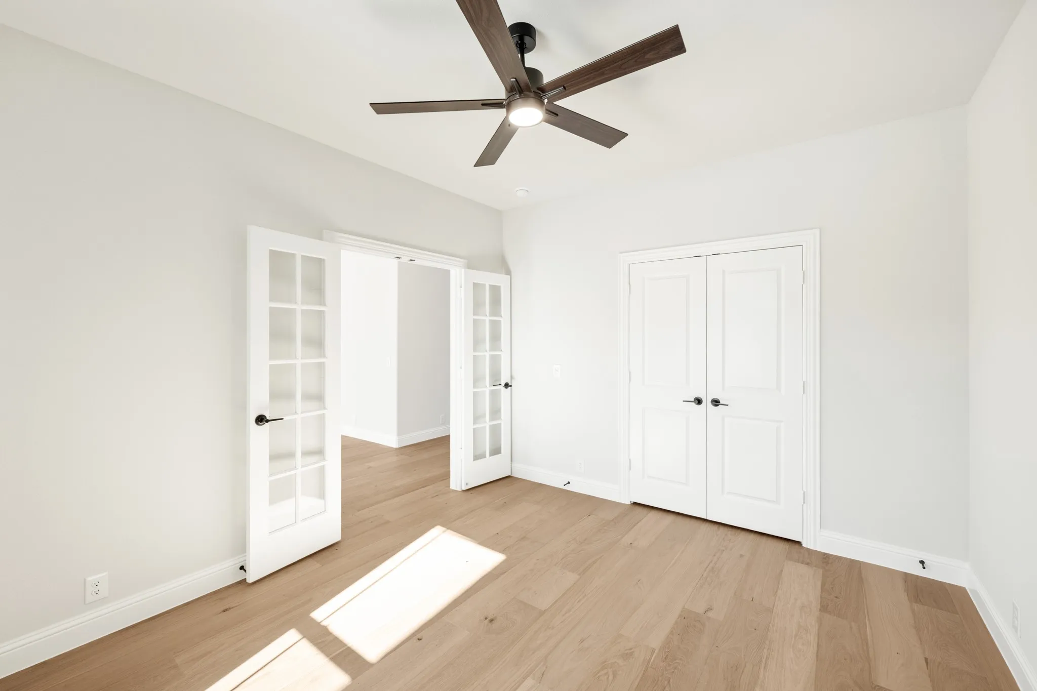 Single Family Residence For Sale in Tarrant County , 2302 Prosper Way, Mansfield, Texas 76063, 4 Bedrooms, 4 Bathrooms, 2 Garage spaces, 3,485 Sqft, built in 2024, New Construction - Complete, Price $658,803, mls#21226684, Real Estate Agent in Mansfield, Homes For Sale in Tarrant county, Homes For Sale in Mansfield, Realtor in Mansfield Texas, Real Estate Brokerage Independent Realty Texas, Luminita Cordes Realtor