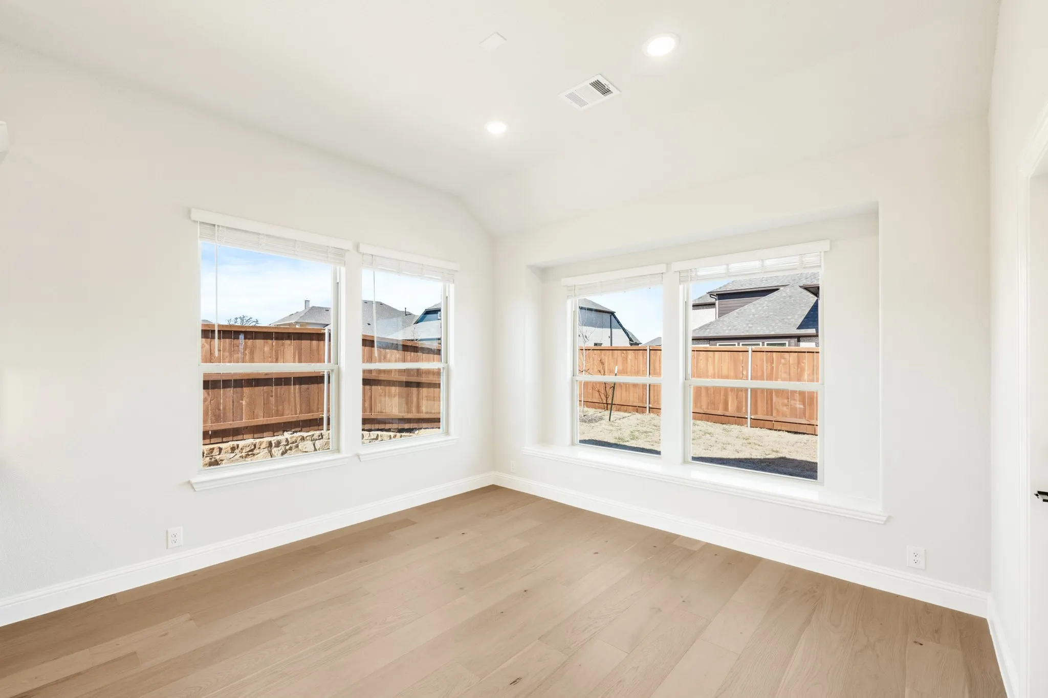 Single Family Residence For Sale in Tarrant County , 2302 Prosper Way, Mansfield, Texas 76063, 4 Bedrooms, 4 Bathrooms, 2 Garage spaces, 3,485 Sqft, built in 2024, New Construction - Complete, Price $658,803, mls#21226684, Real Estate Agent in Mansfield, Homes For Sale in Tarrant county, Homes For Sale in Mansfield, Realtor in Mansfield Texas, Real Estate Brokerage Independent Realty Texas, Luminita Cordes Realtor