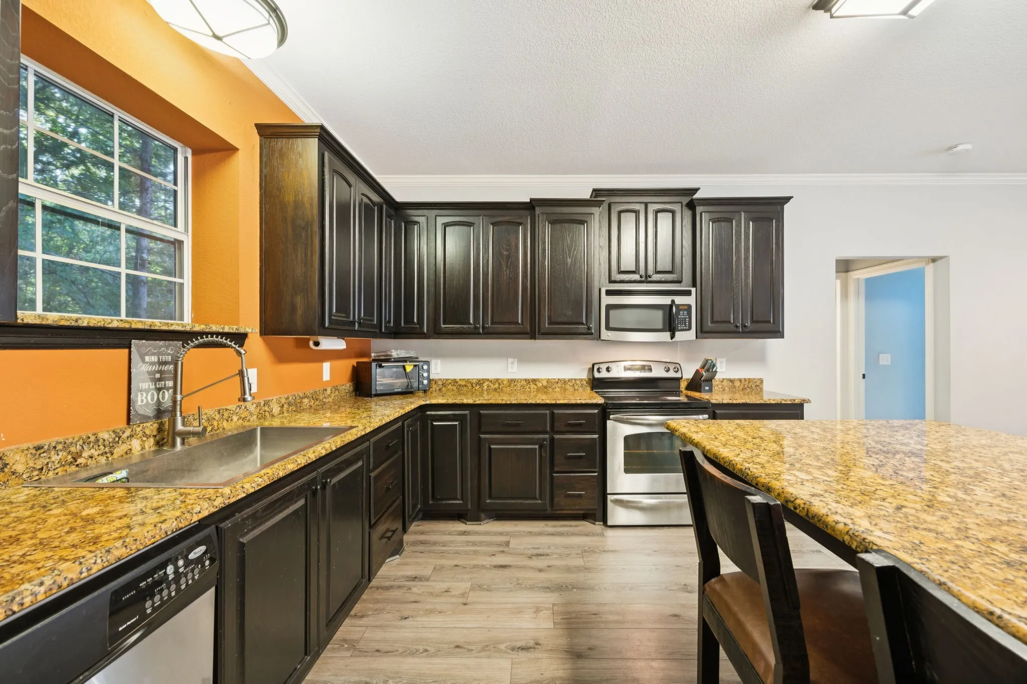 Farm For Sale in Collin County , 4360 County Road 411, Mc Kinney, Texas 75071, 4 Bedroom, 3 Bathroom, Garage spaces, 2,880 Sqft, built in 2007, Preowned, mls#21226679, Real Estate Agent in Mc Kinney, Homes For Sale in Collin county, Homes For Sale in Mc Kinney, Realtor in Mc Kinney Texas, Real Estate Brokerage Independent Realty Texas, Luminita Cordes Realtor