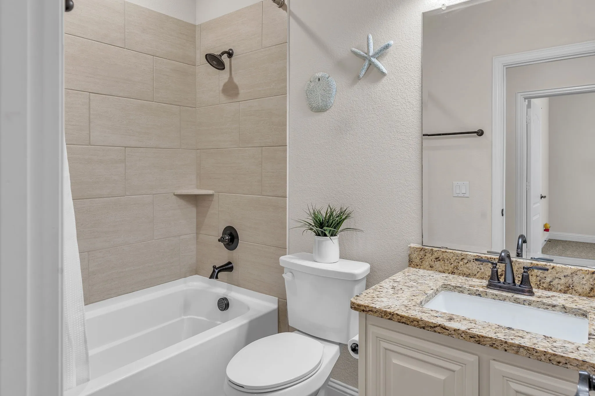 Single Family Residence For Sale in Ellis County , 4002 Grove Valley Road, Midlothian, Texas 76065, 5 Bedroom, 4 Bathroom, 2 Garage spaces, 3,484 Sqft, built in 2021, Preowned, mls#21222534, Real Estate Agent in Midlothian, Homes For Sale in Ellis county, Homes For Sale in Midlothian, Realtor in Midlothian Texas, Real Estate Brokerage Independent Realty Texas, Luminita Cordes Realtor