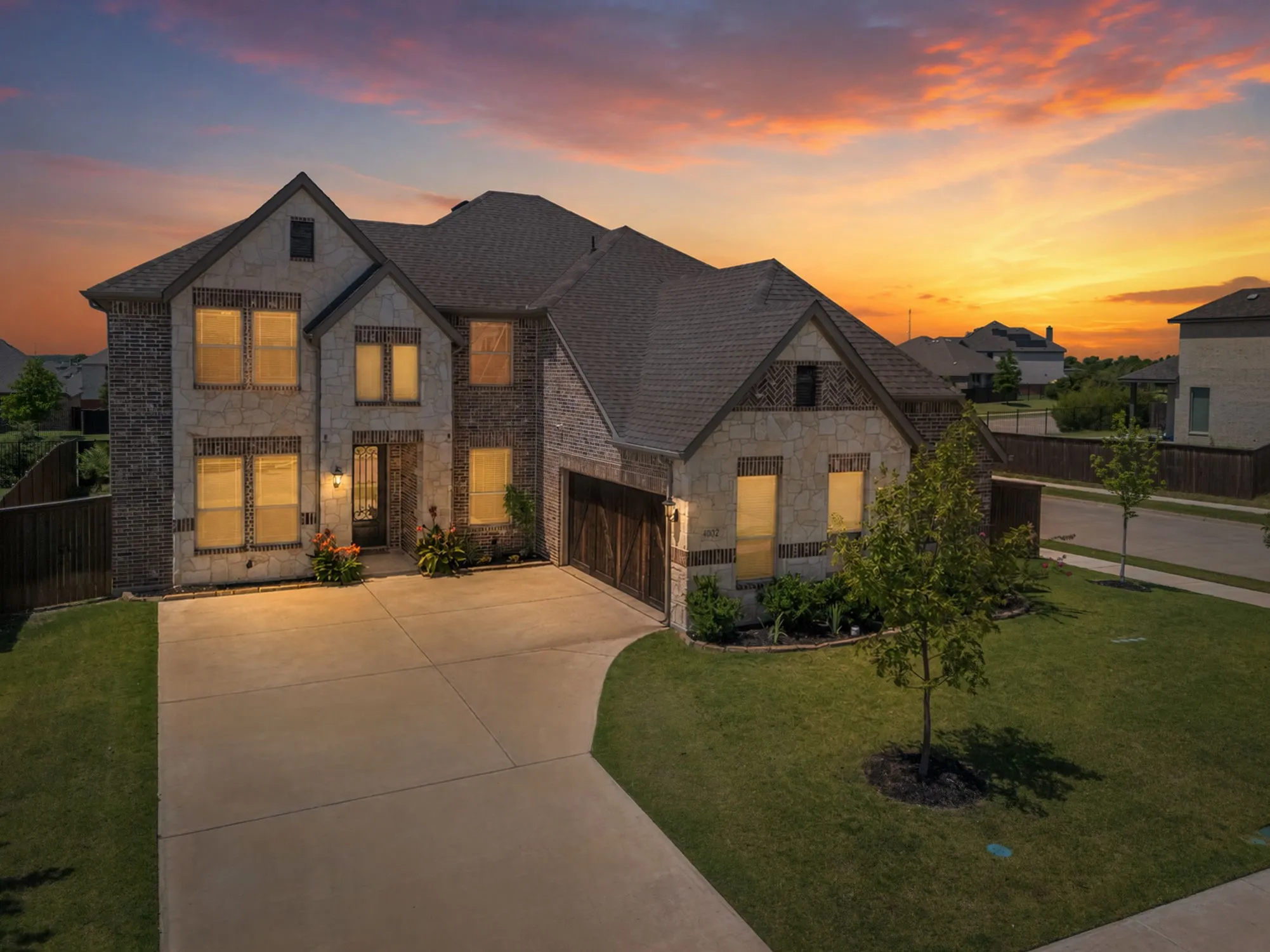 Single Family Residence For Sale in Ellis County , 4002 Grove Valley Road, Midlothian, Texas 76065, 5 Bedroom, 4 Bathroom, 2 Garage spaces, 3,484 Sqft, built in 2021, Preowned, mls#21222534, Real Estate Agent in Midlothian, Homes For Sale in Ellis county, Homes For Sale in Midlothian, Realtor in Midlothian Texas, Real Estate Brokerage Independent Realty Texas, Luminita Cordes Realtor