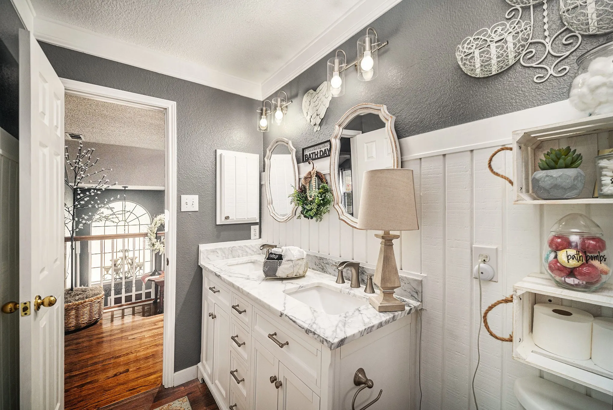Single Family Residence For Sale in Tarrant County , 6213 Bowin Drive, Fort Worth, Texas 76132, 4 Bedroom, 3 Bathroom, 2 Garage spaces, 2,697 Sqft, built in 1998, Preowned, mls#21225816, Real Estate Agent in Fort Worth, Homes For Sale in Tarrant county, Homes For Sale in Fort Worth, Realtor in Fort Worth Texas, Real Estate Brokerage Independent Realty Texas, Luminita Cordes Realtor