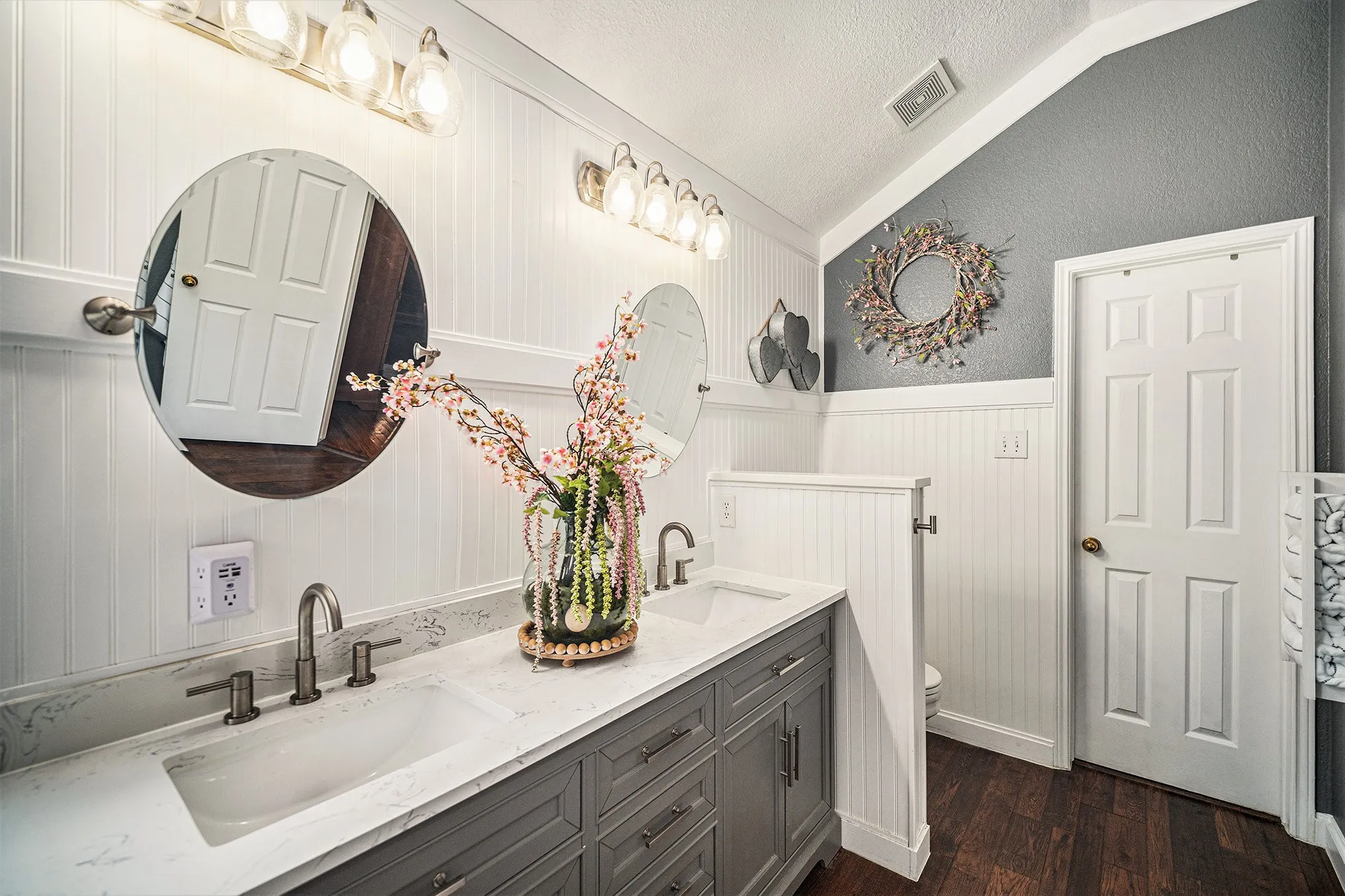 Single Family Residence For Sale in Tarrant County , 6213 Bowin Drive, Fort Worth, Texas 76132, 4 Bedroom, 3 Bathroom, 2 Garage spaces, 2,697 Sqft, built in 1998, Preowned, mls#21225816, Real Estate Agent in Fort Worth, Homes For Sale in Tarrant county, Homes For Sale in Fort Worth, Realtor in Fort Worth Texas, Real Estate Brokerage Independent Realty Texas, Luminita Cordes Realtor